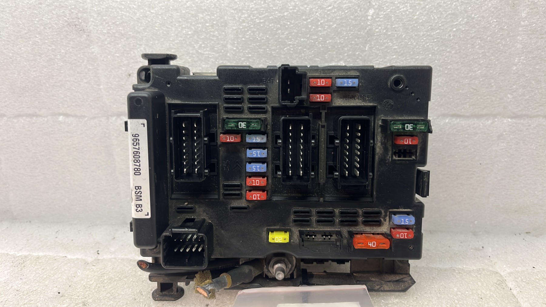 Boitier servitude moteur (BSM) peugeot 206+