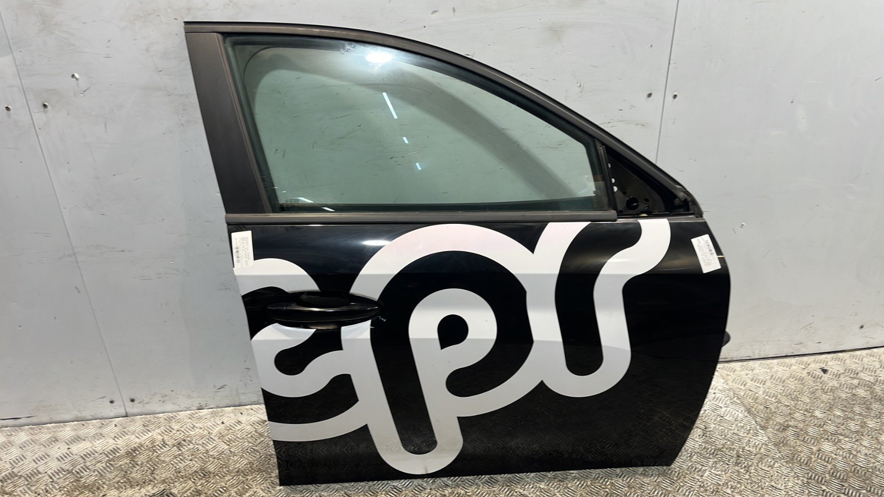 Porte avant droit peugeot 208 2