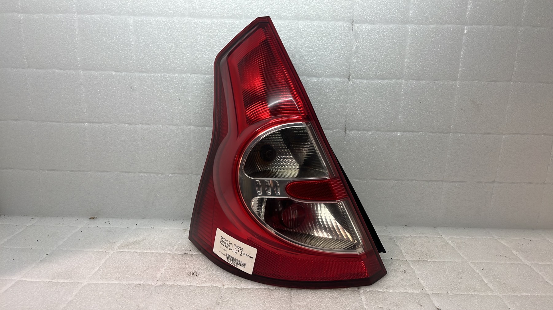 Feu arriere principal gauche (feux) dacia sandero 1