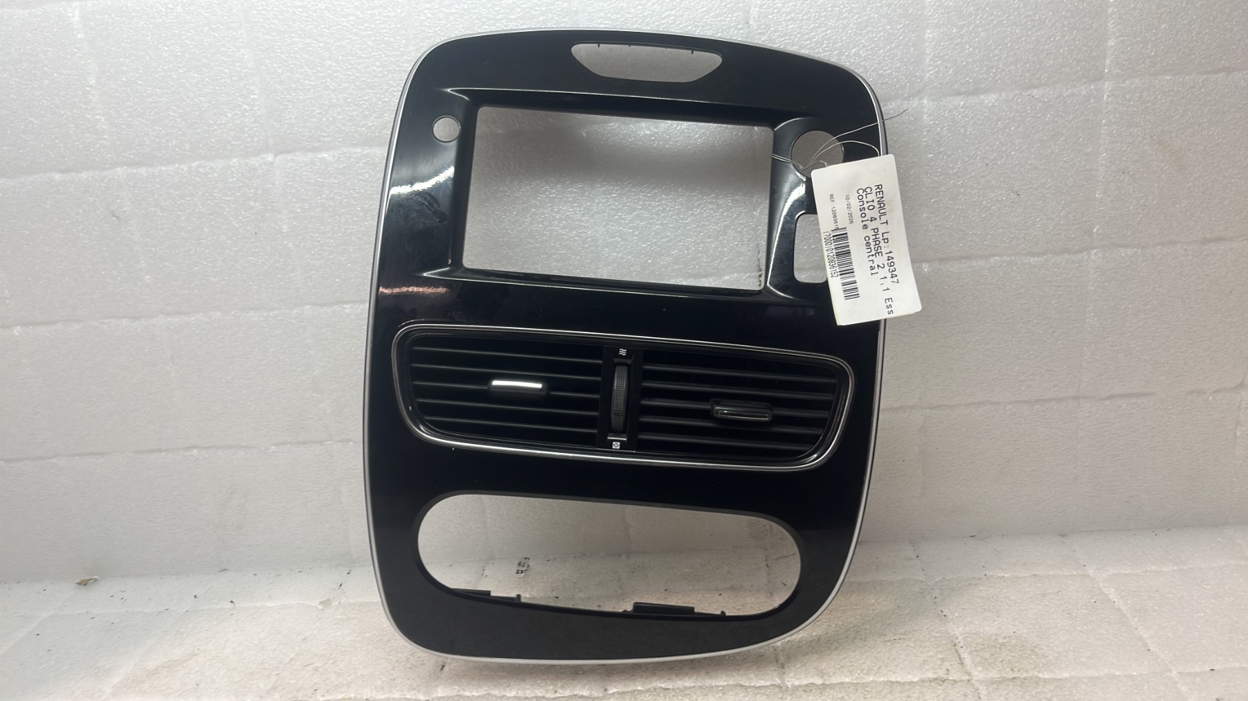 Console central (interieur plastique) renault clio 4 phase 2