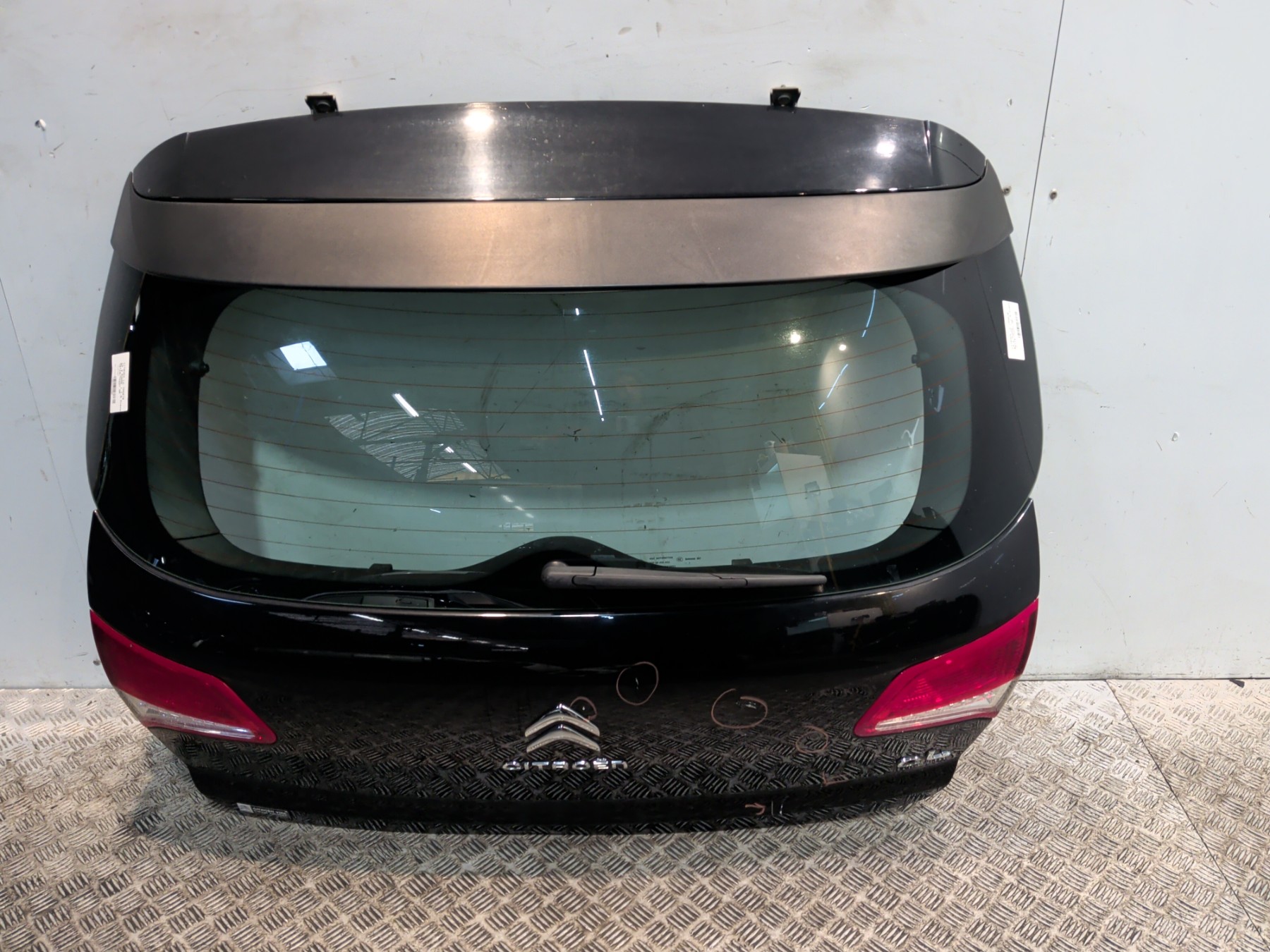 Malle/Hayon arriere citroen c4 2 phase 1