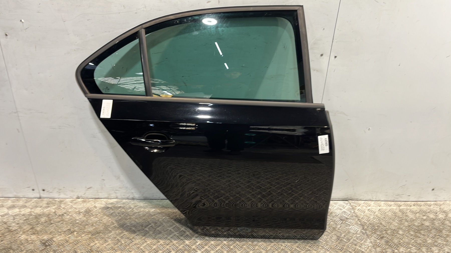 Porte arriere droit volkswagen jetta 4