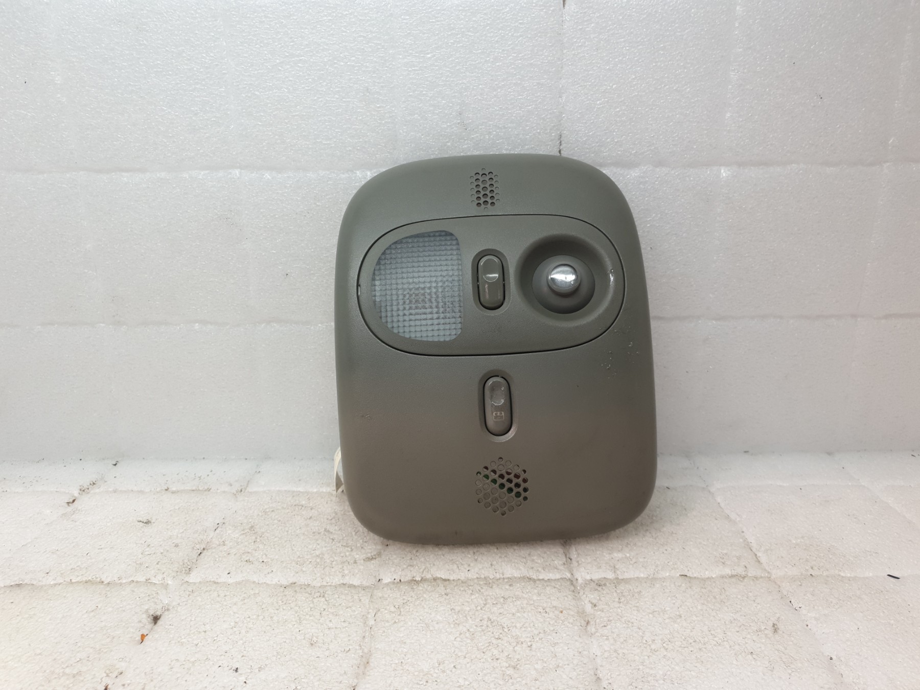 Eclairage de plafonnier renault clio 2 phase 2