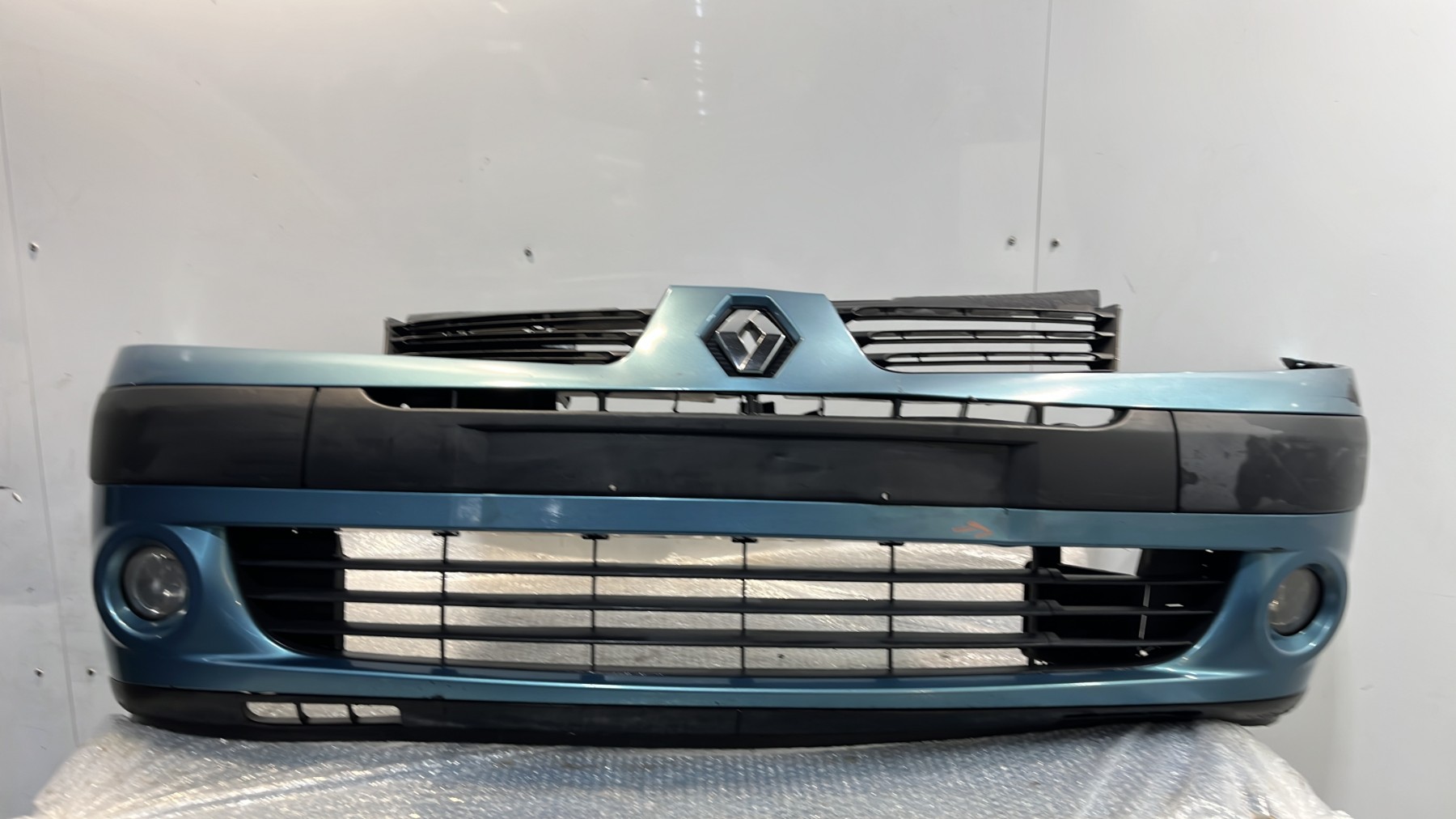 Pare choc avant renault clio 2 phase 2