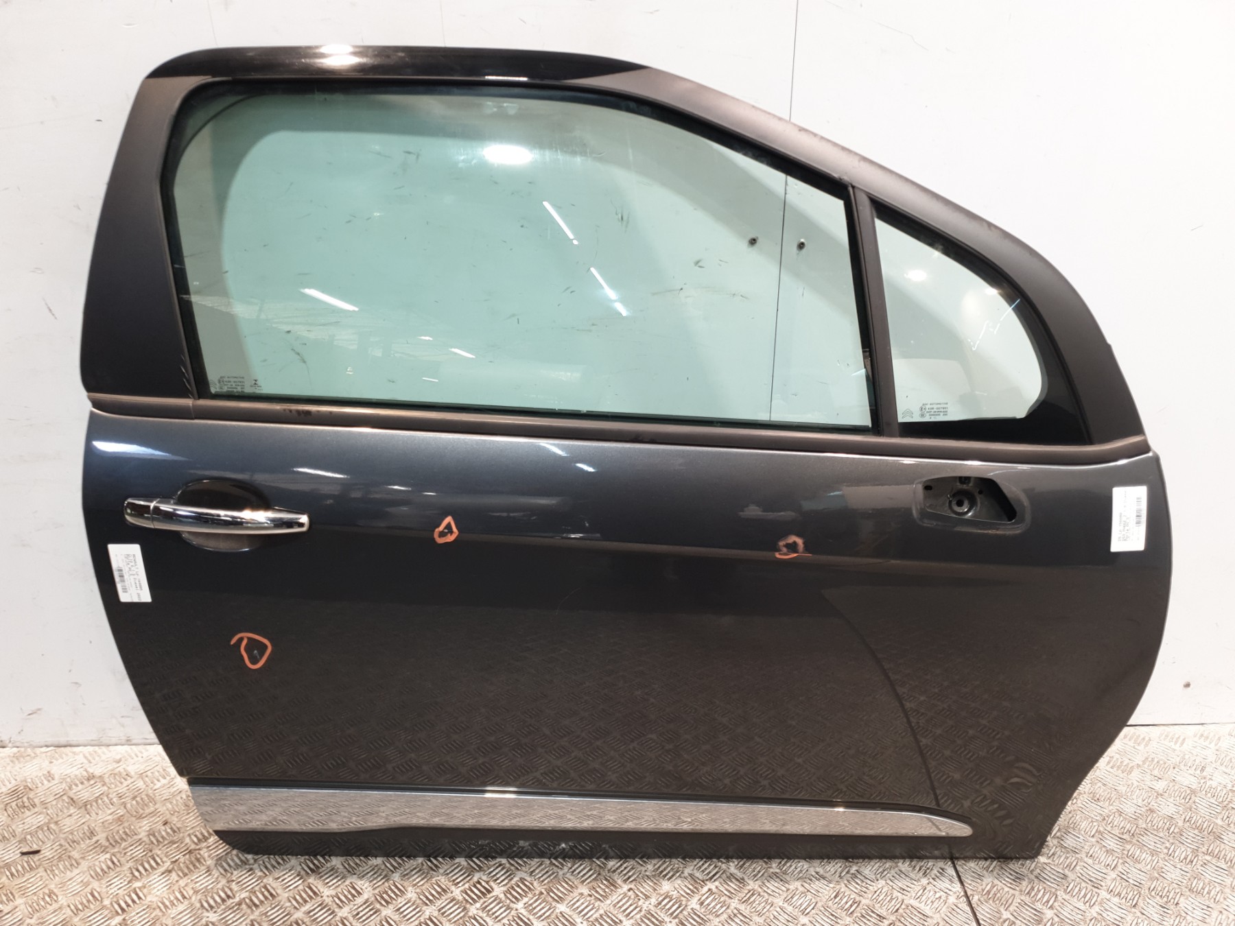 Porte avant droit ds ds3 phase 2