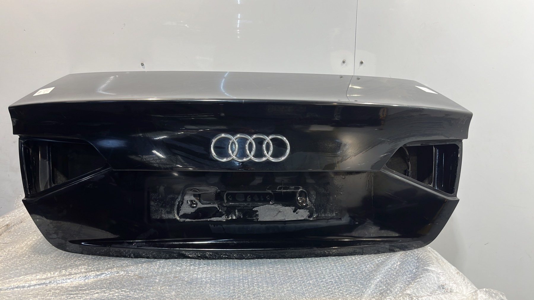 Malle/Hayon arriere audi a4 3 phase 1