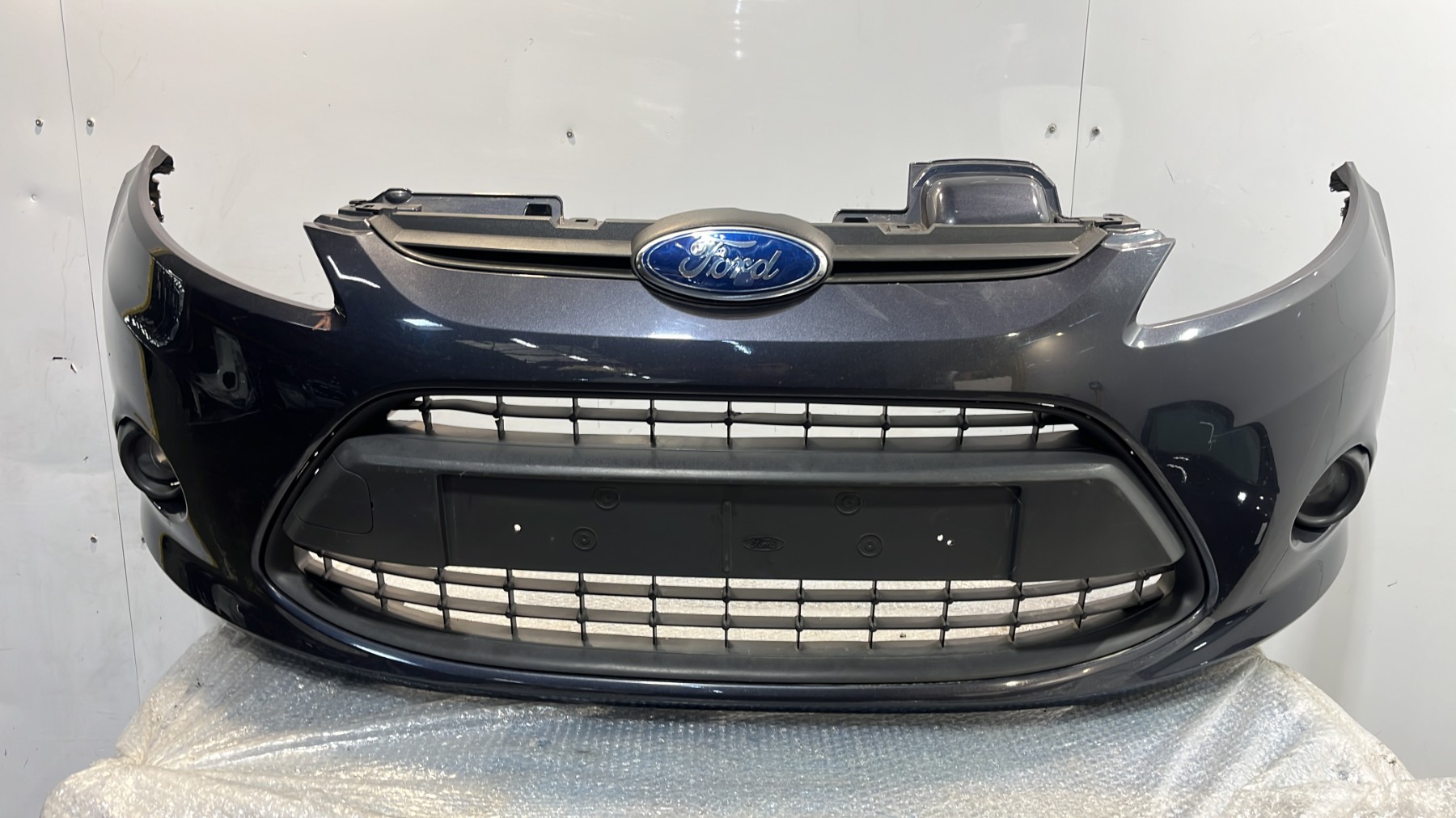 Pare choc avant ford fiesta 6 phase 1