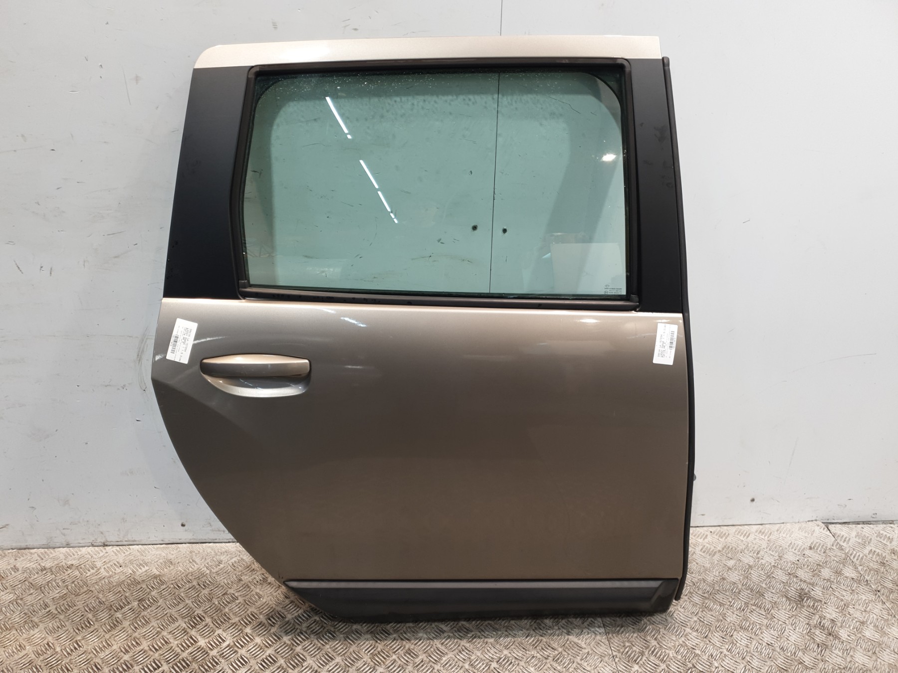 Porte arriere droit dacia lodgy phase 1