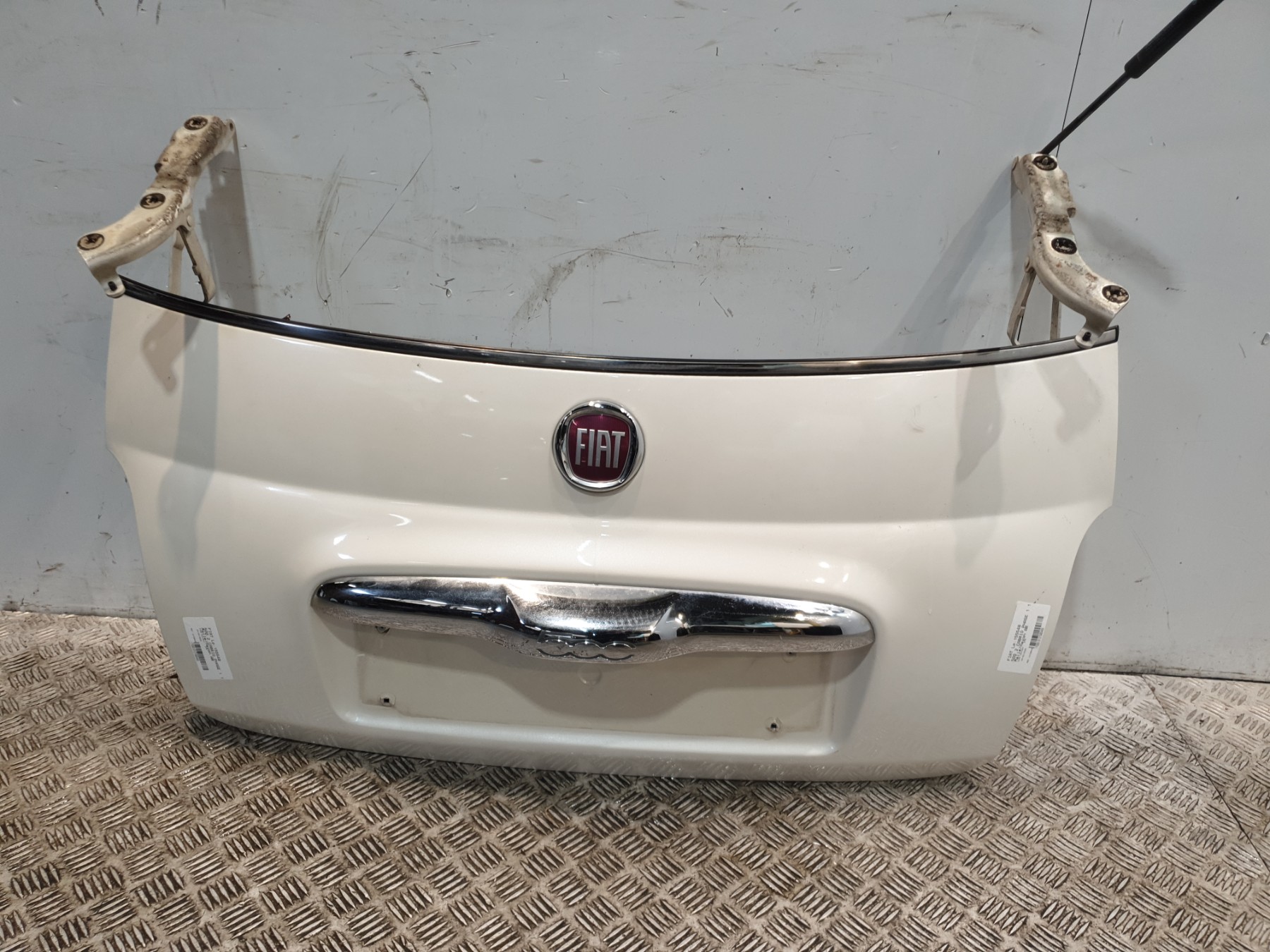 Malle/Hayon arriere fiat 500 2 cabrio phase 1