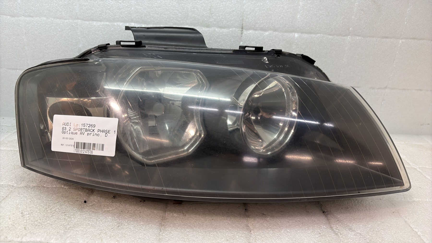Optique avant principal droit (feux)(phare) audi a3 2 sportback phase 1