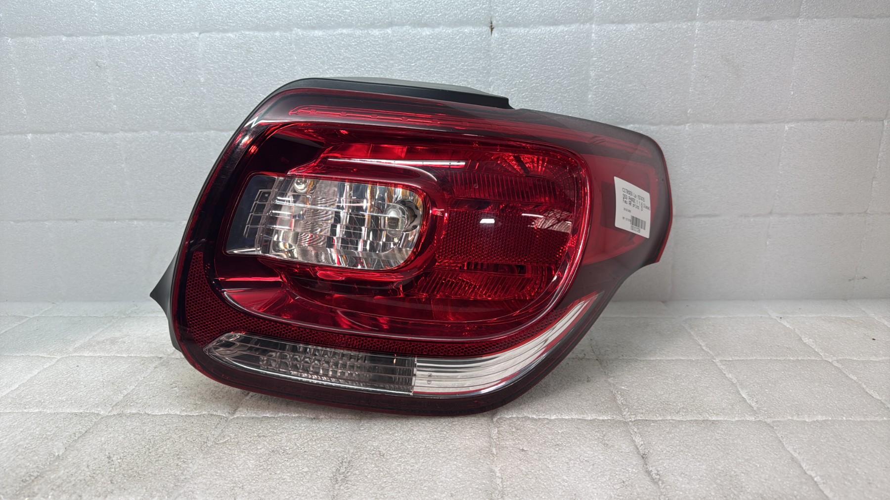 Feu arriere principal droit (feux) citroen ds3 phase 1