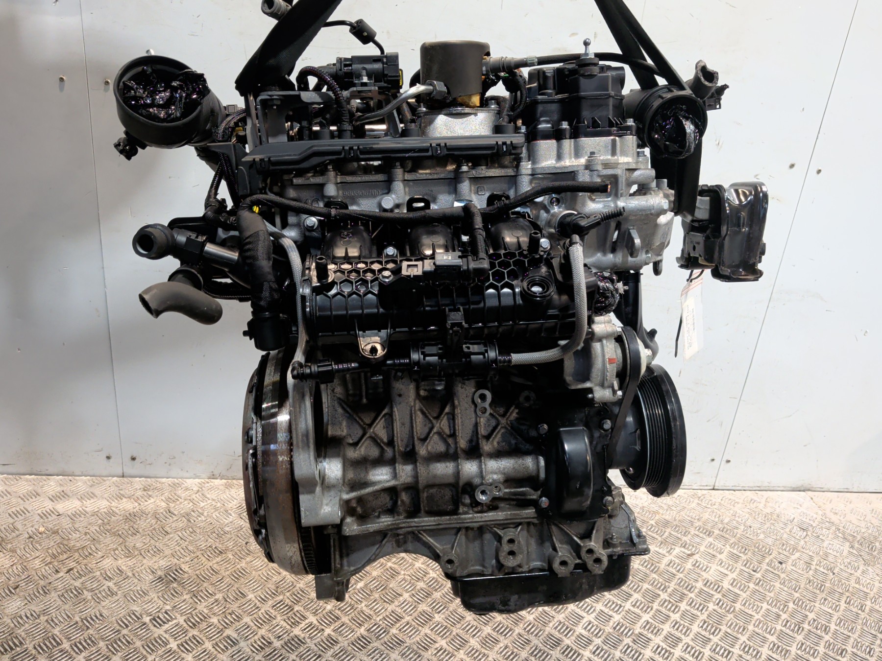 Moteur peugeot 208 1 phase 2