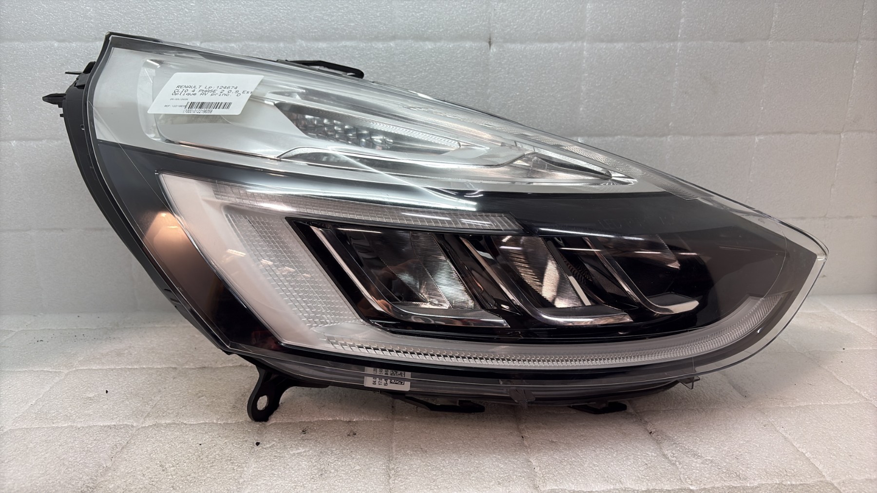 Optique avant principal droit (feux)(phare) renault clio 4 phase 2