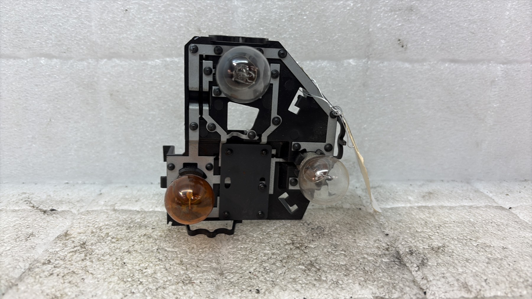 Platine feu arriere gauche peugeot 206+