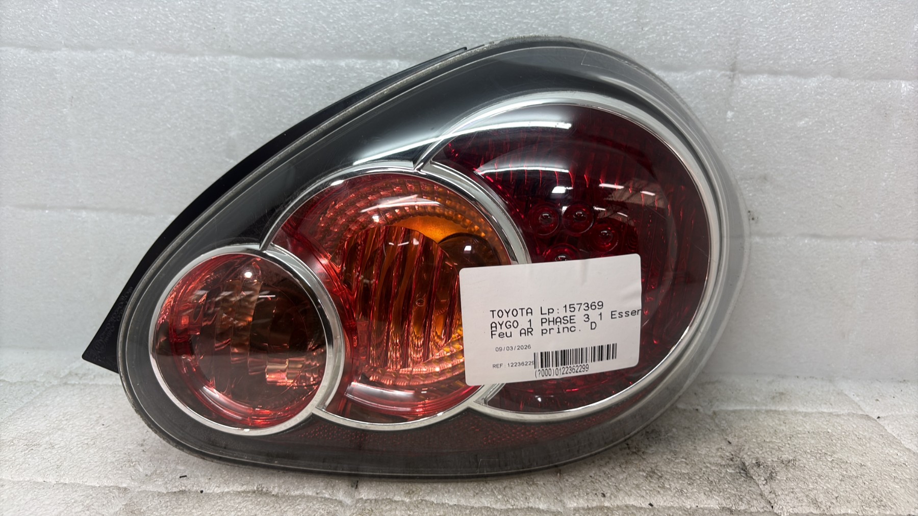 Feu arriere principal droit (feux) toyota aygo 1 phase 3
