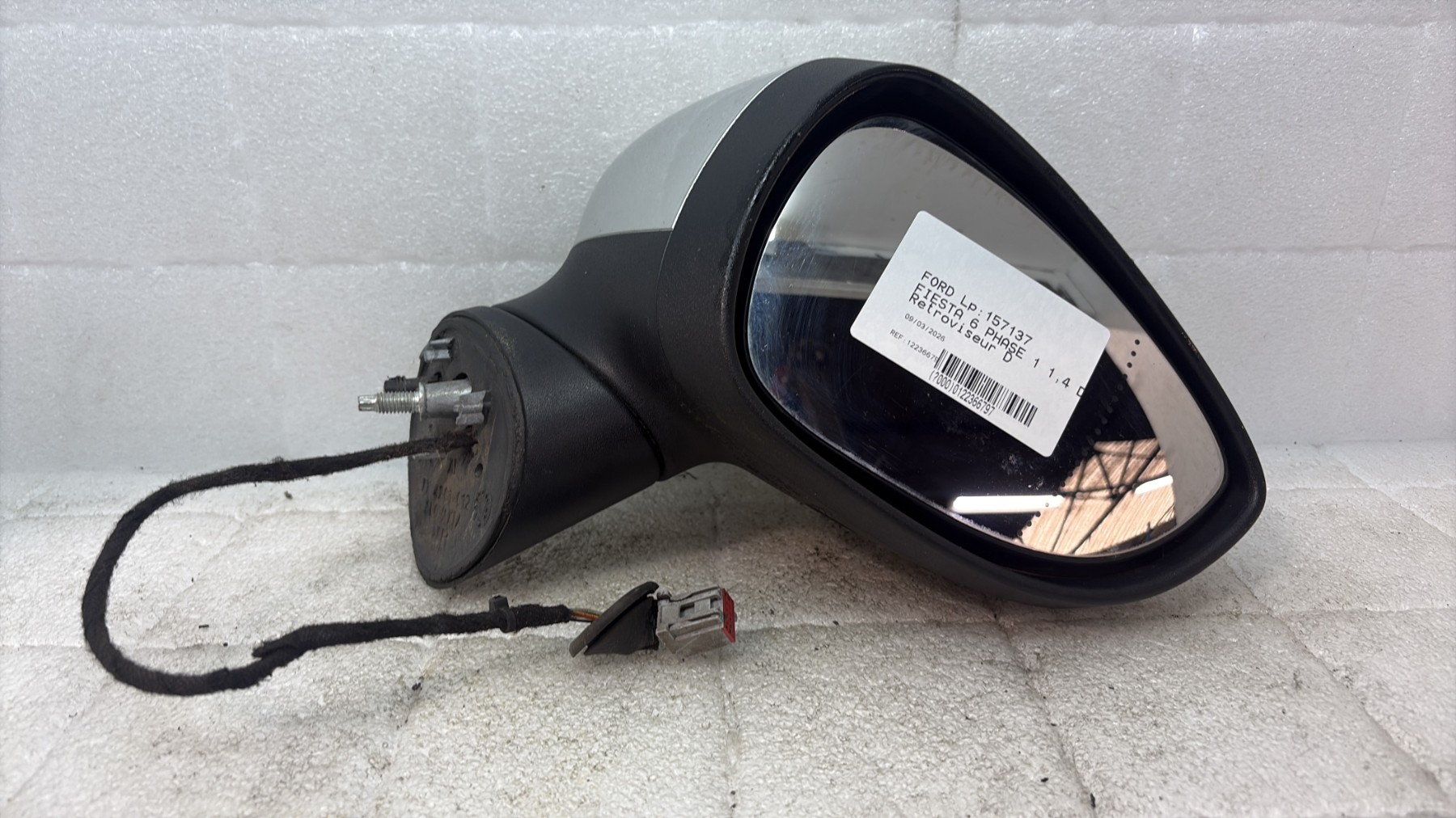 Retroviseur droit ford fiesta 6 phase 1