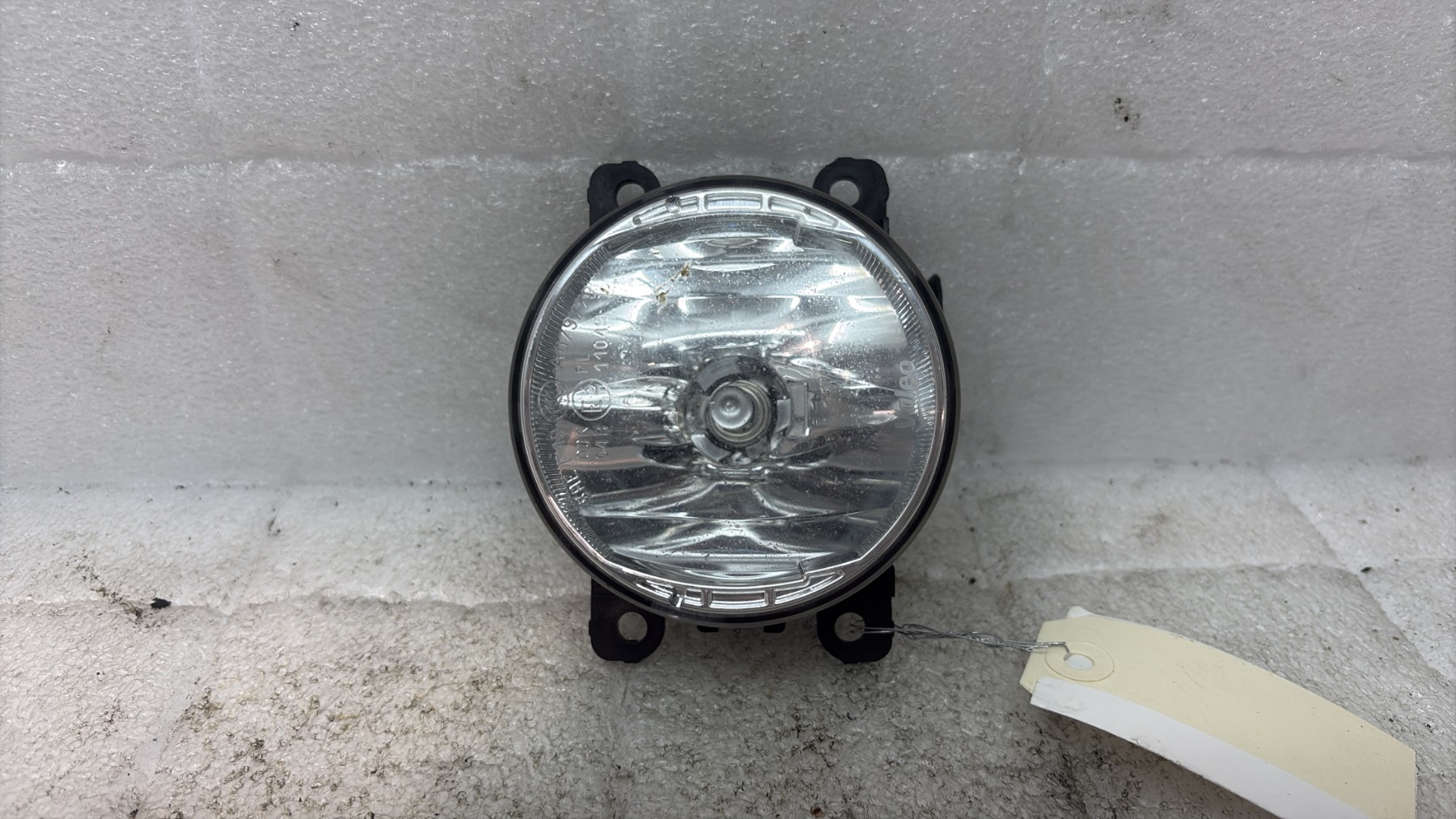 Anti brouillard gauche (feux) renault clio 4 phase 1