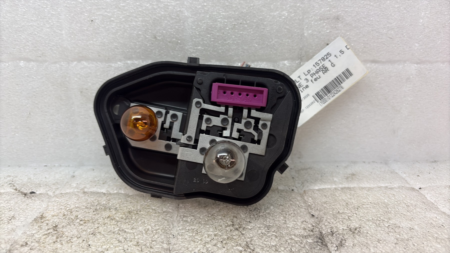 Platine feu arriere gauche renault megane 3 phase 1