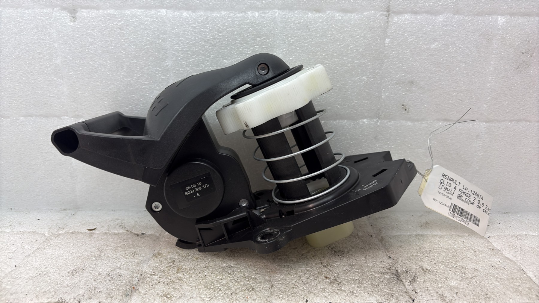 Treuil de roue de secours renault clio 4 phase 2