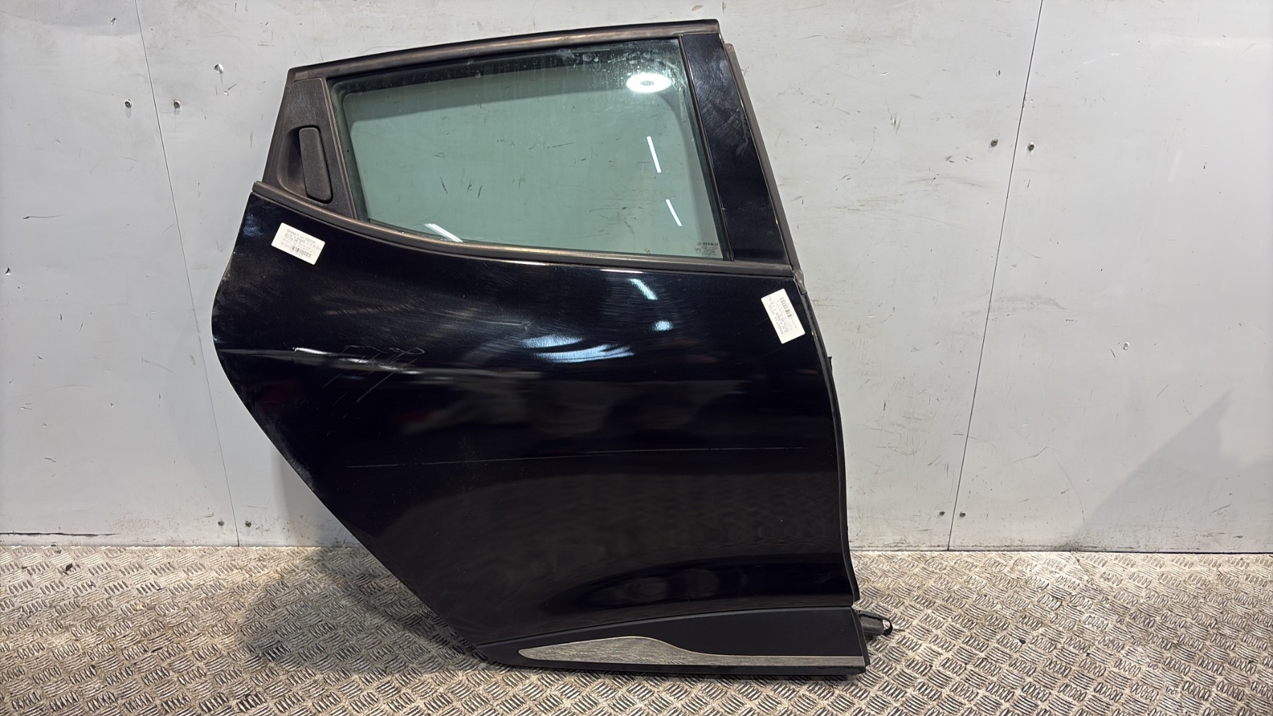 Porte arriere droit renault clio 4 phase 1