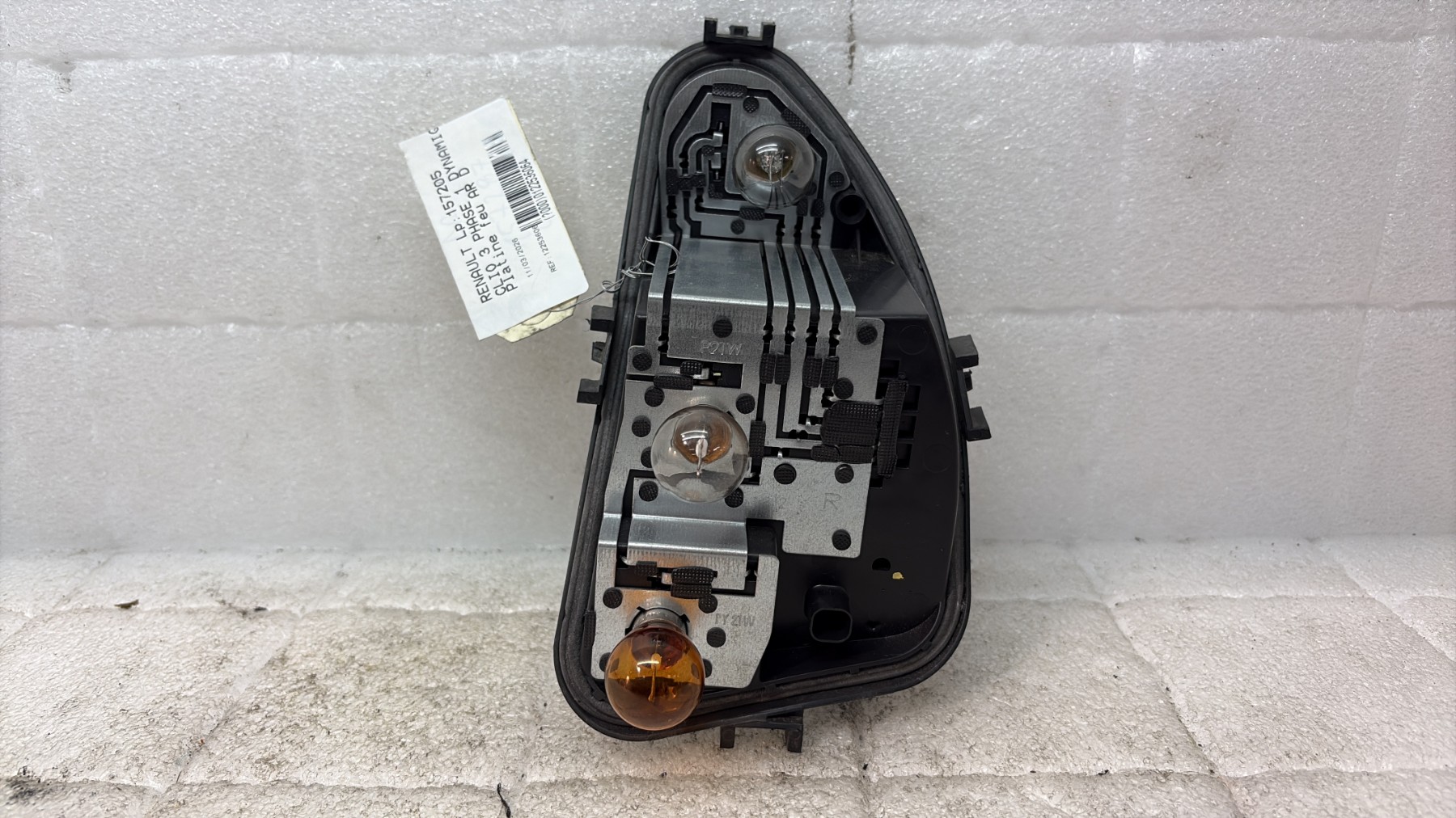 Platine feu arriere droit renault clio 3 phase 1