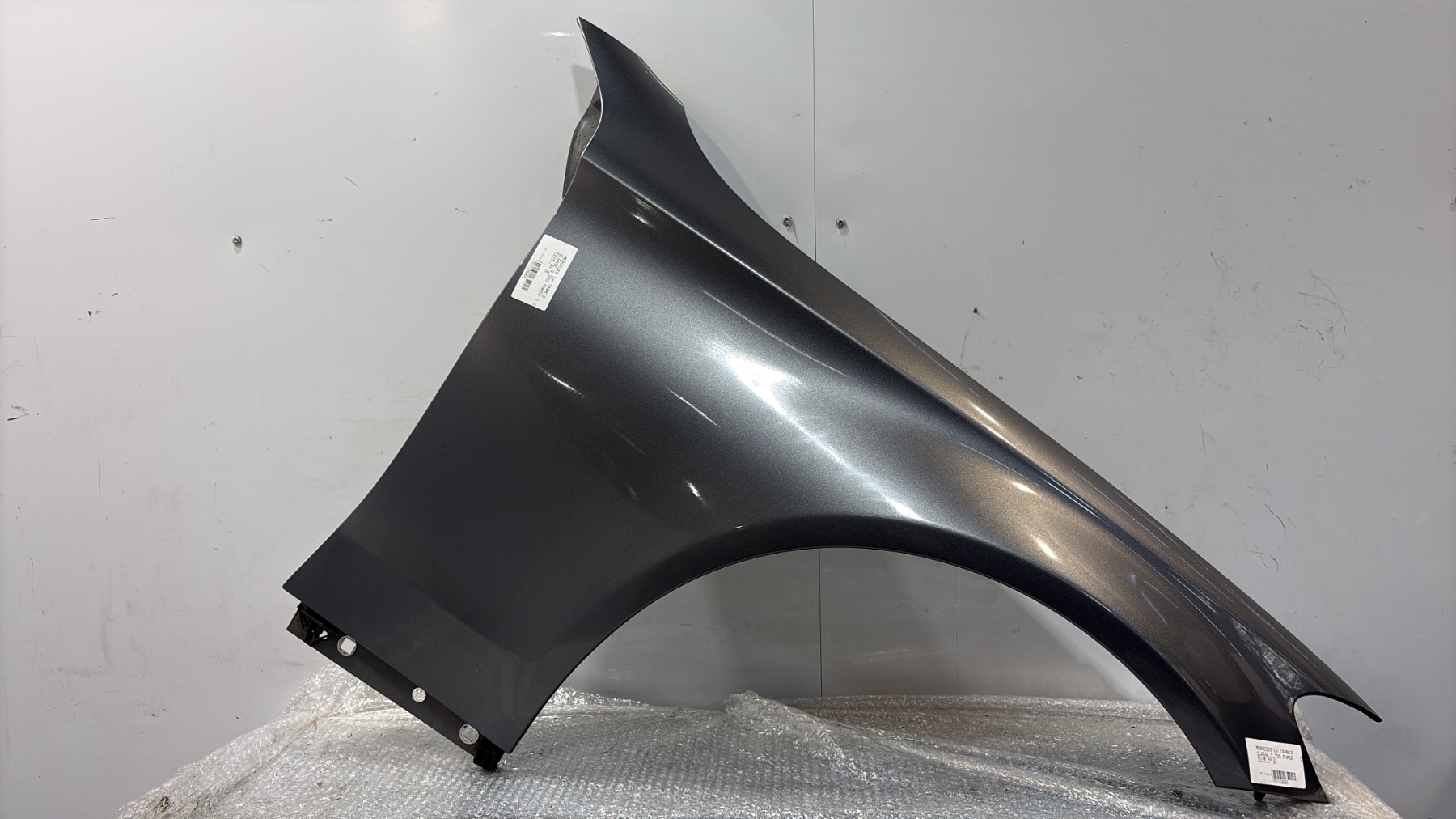 Aile avant droit mercedes classe c 205 phase 1 coupe