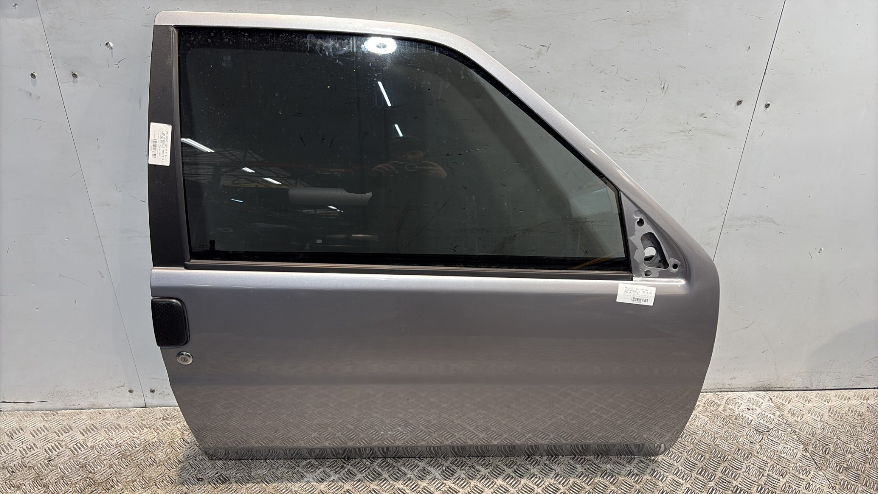 Porte avant droit peugeot 106 phase 2