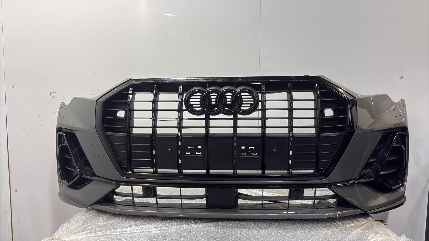 Pare choc avant audi q3 2