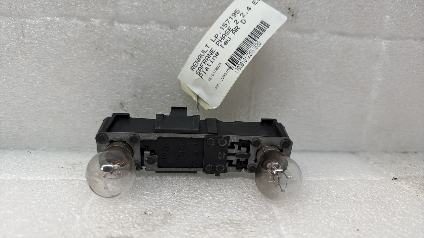 Platine feu arriere droit renault safrane phase 2