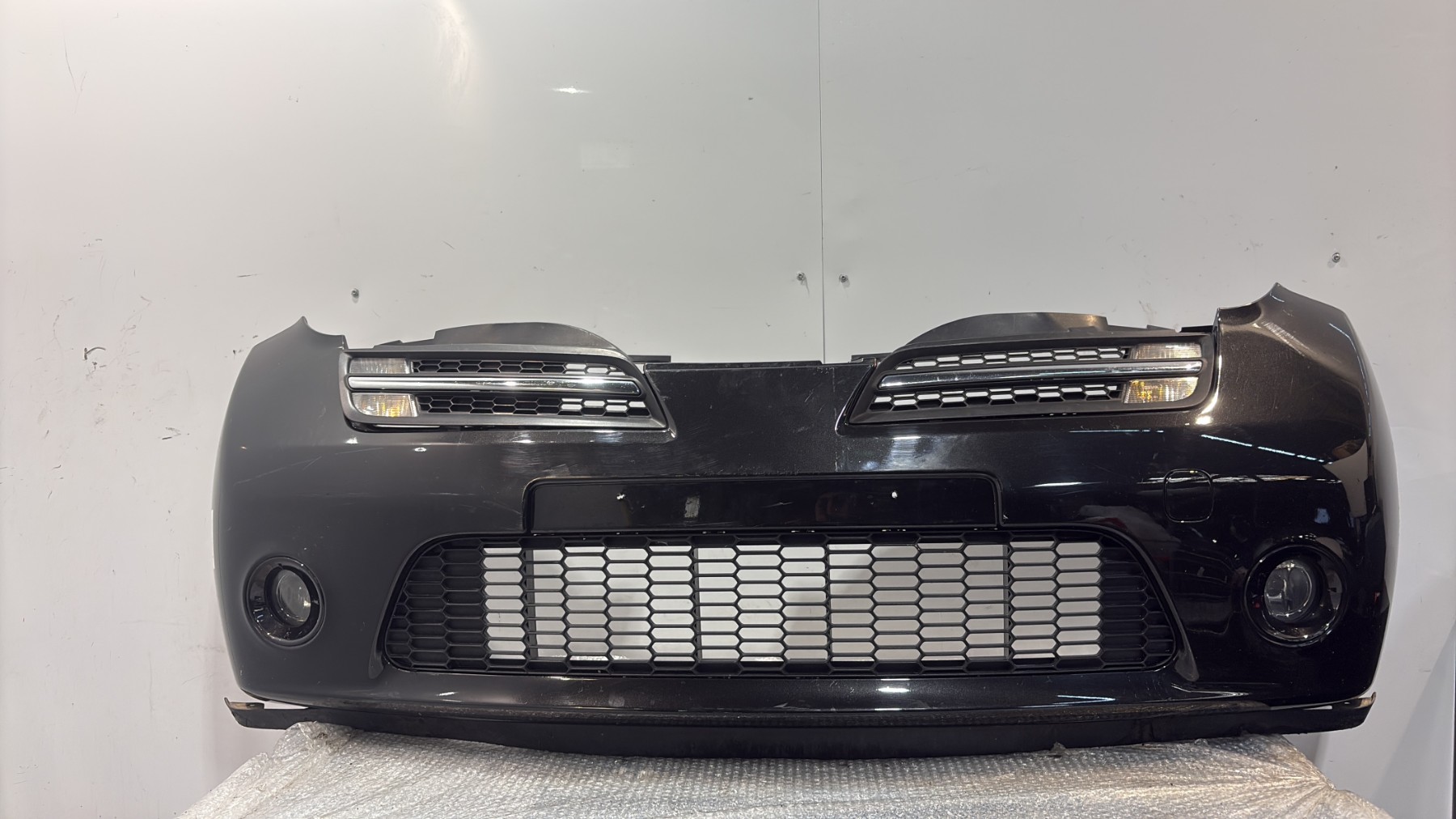 Pare choc avant nissan micra 3 phase 2 cabriolet