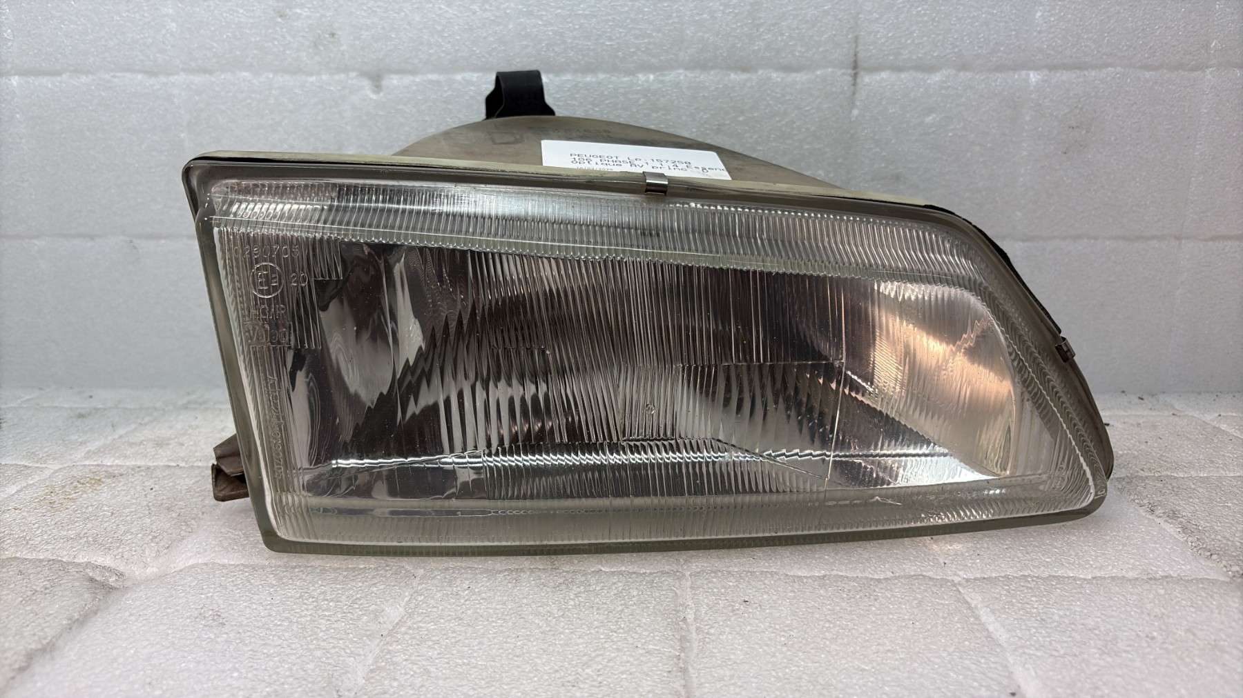 Optique avant principal droit (feux)(phare) peugeot 106 phase 1