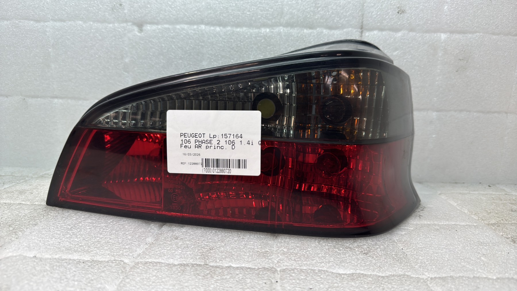 Feu arriere principal droit (feux) peugeot 106 phase 2