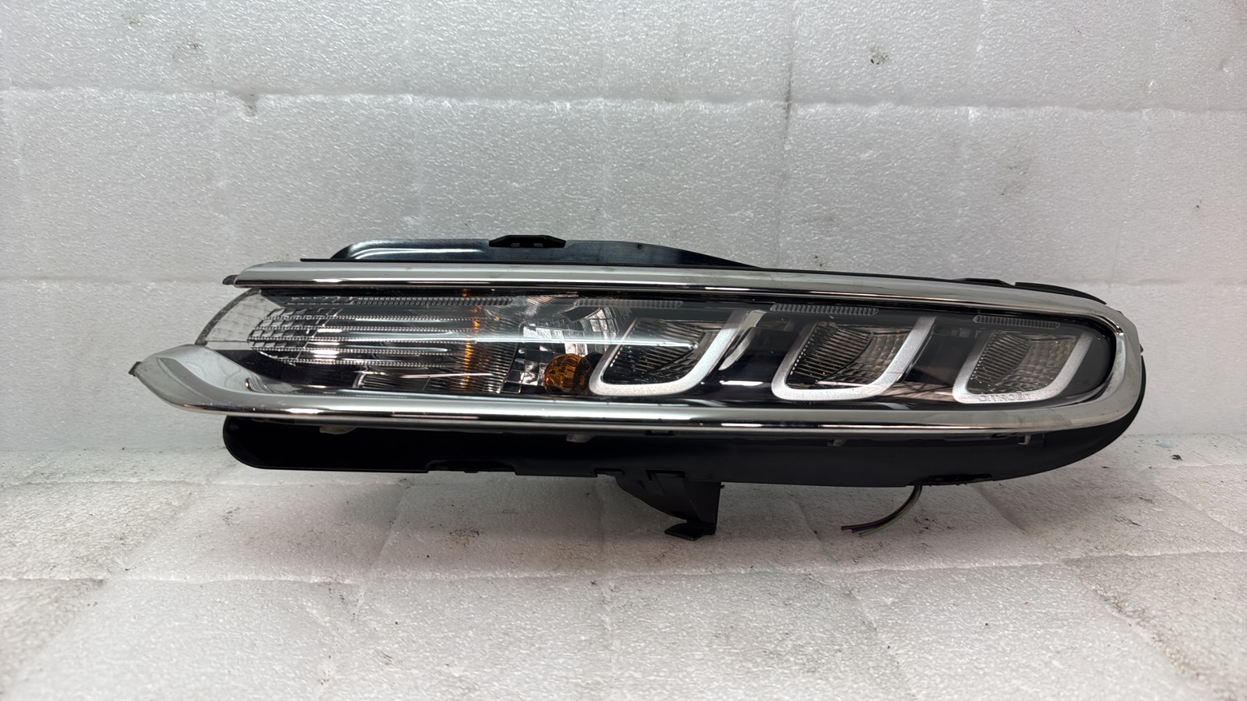 Feu diurne avant droit citroen c3 3 phase 1