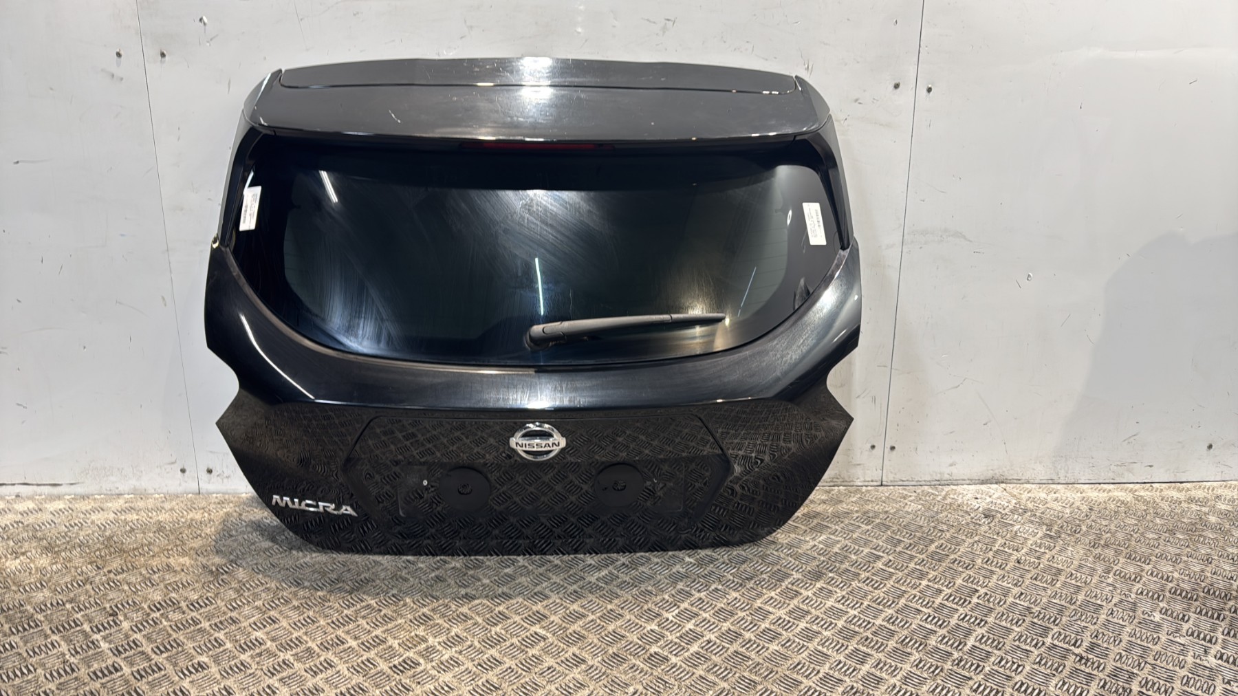 Malle/Hayon arriere nissan micra 5