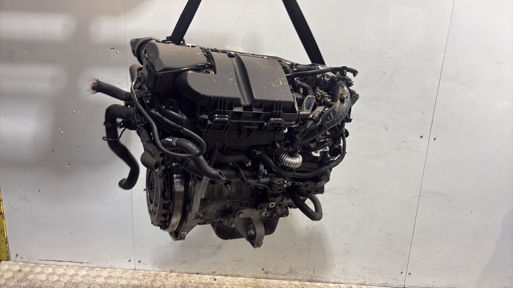 Moteur peugeot 208 1 phase 2