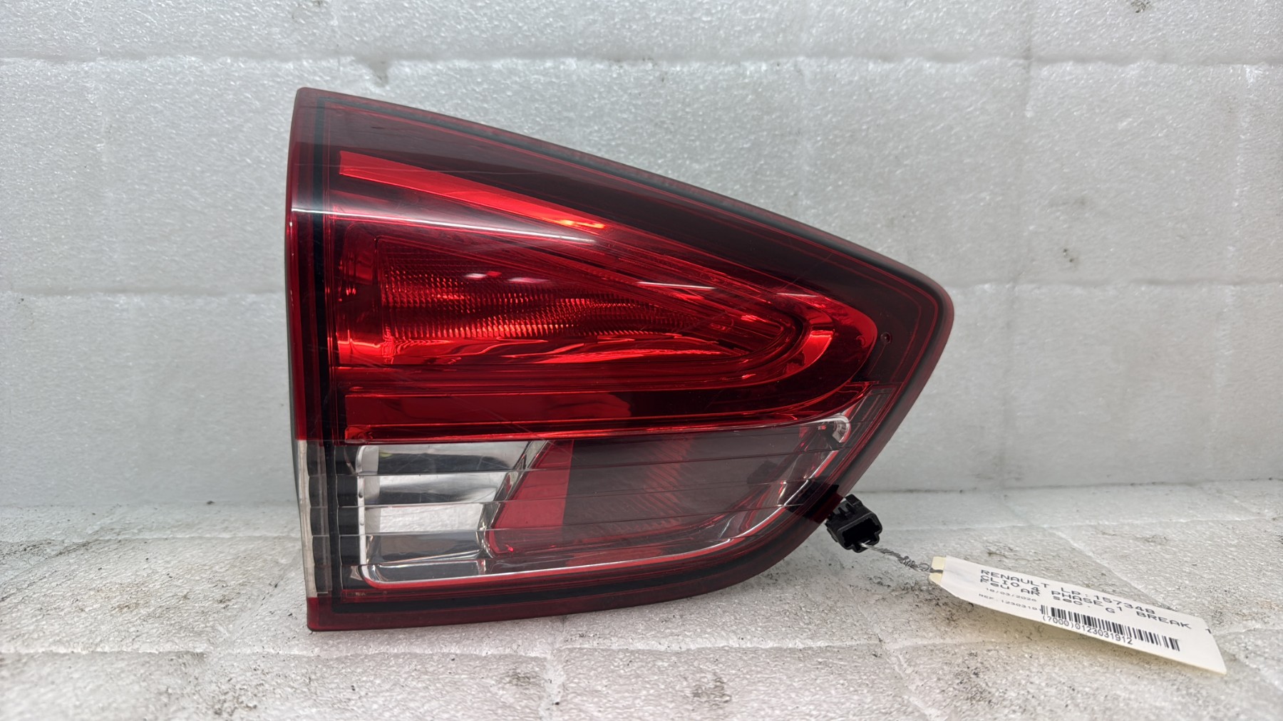 Feu arriere secondaire gauche (feux) renault clio 4 phase 1 break