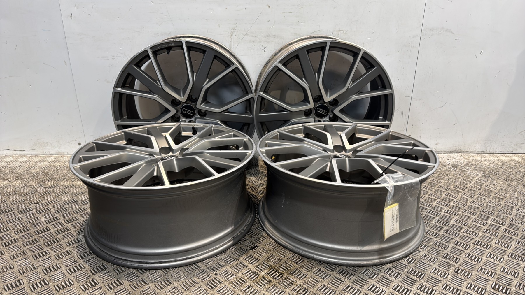 Jeu de 4 jantes  audi q3 2