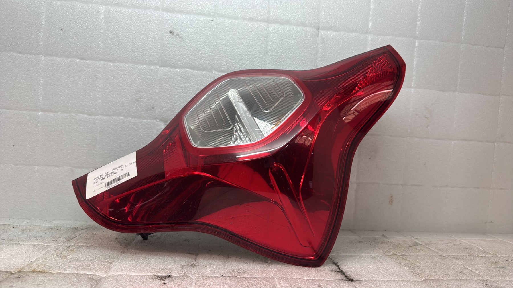 Feu arriere principal droit (feux) dacia lodgy phase 1