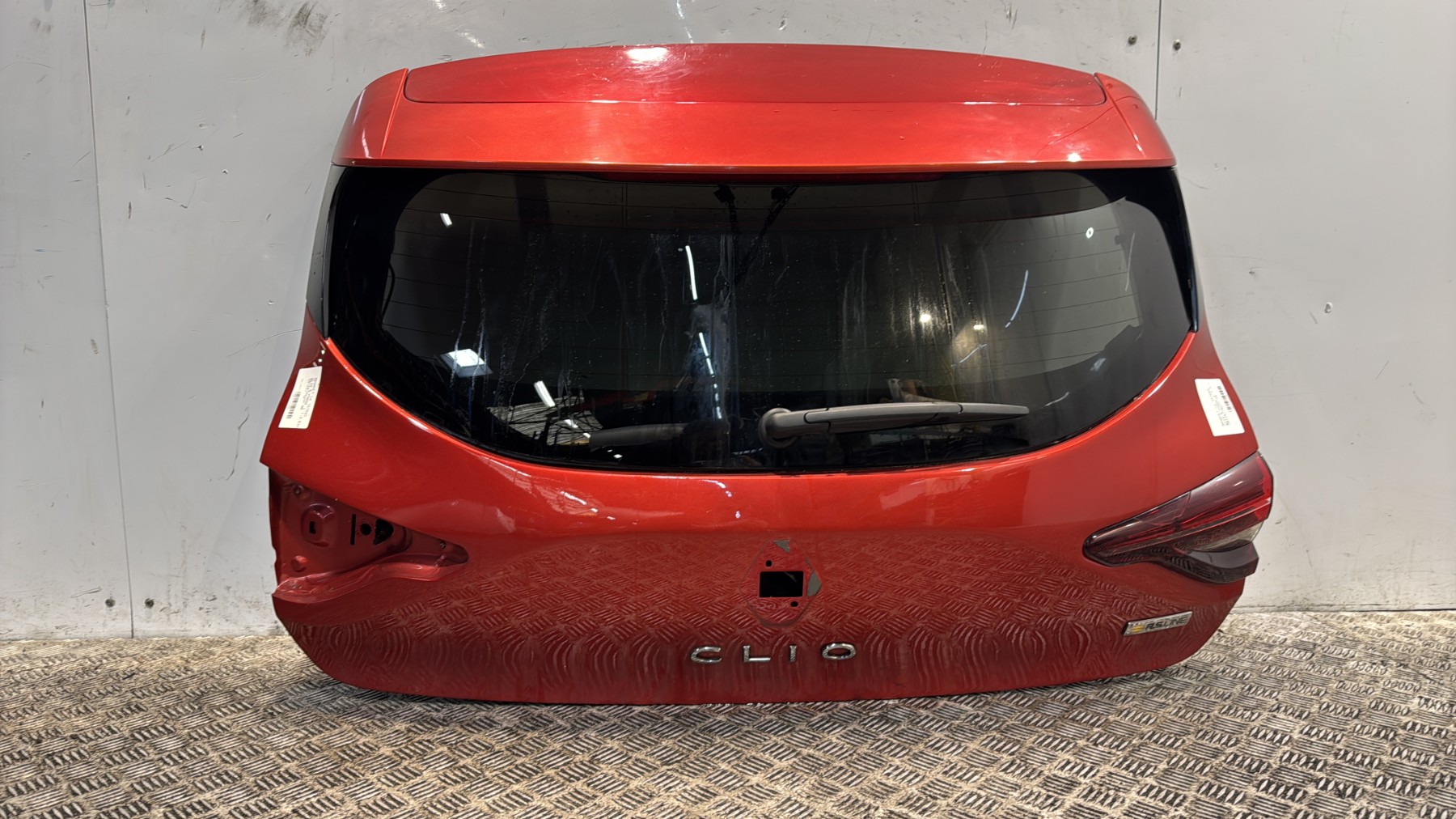 Malle/Hayon arriere renault clio 5 phase 1