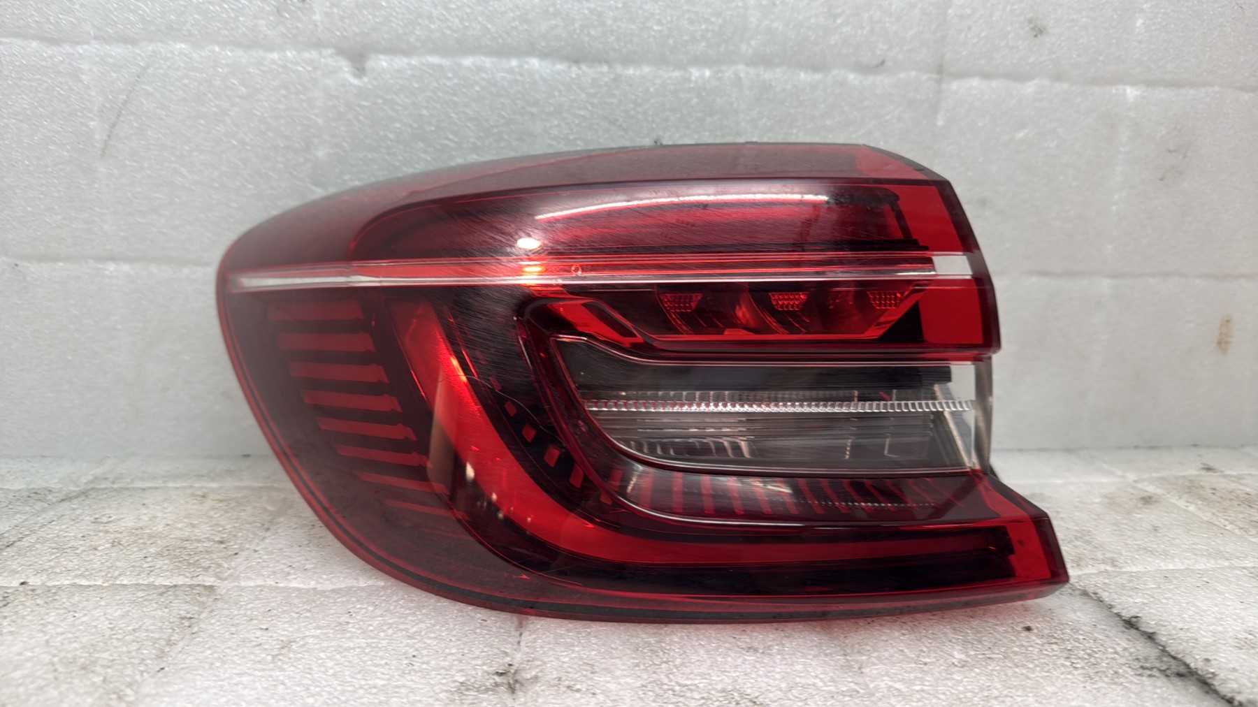 Feu arriere principal gauche (feux) renault clio 5 phase 1