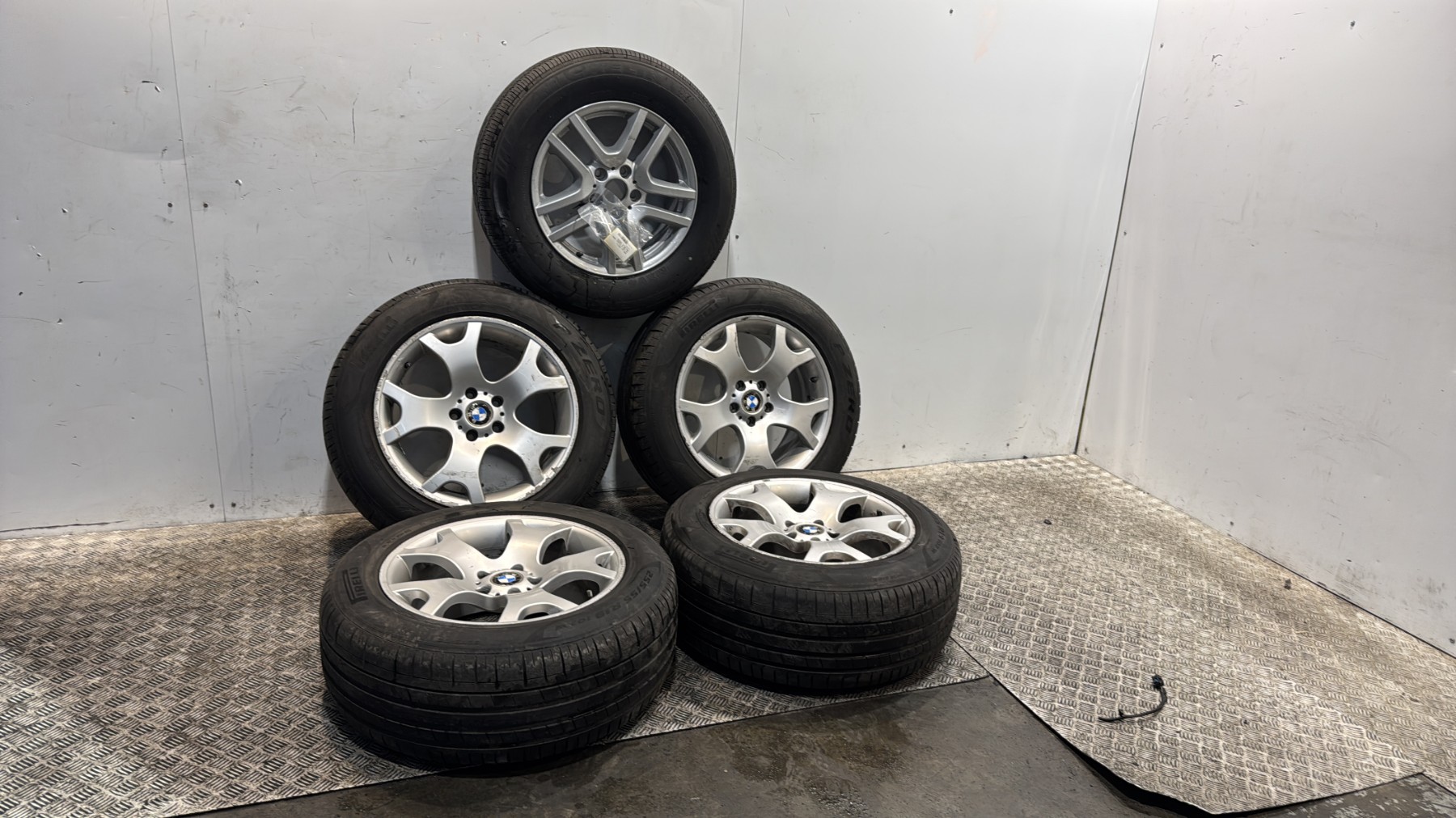 Jeu de 4 jantes  bmw x5 e53