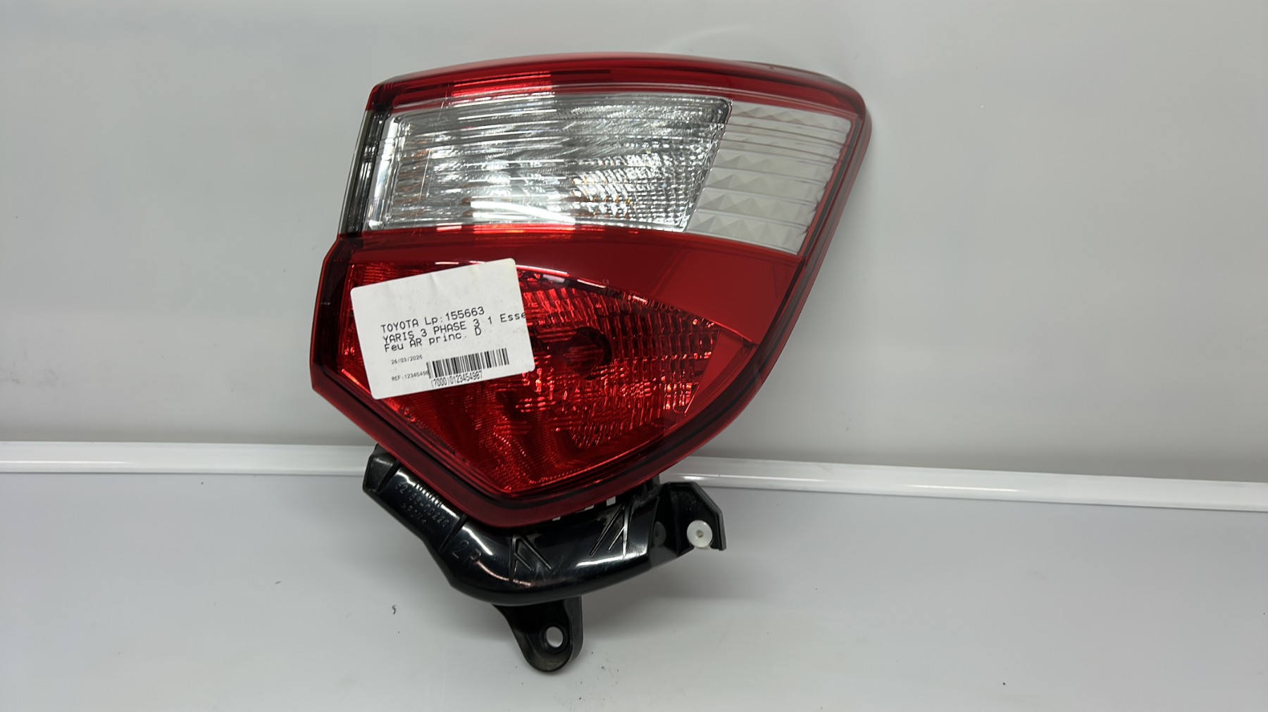 Feu arriere principal droit (feux) toyota yaris 3 phase 3