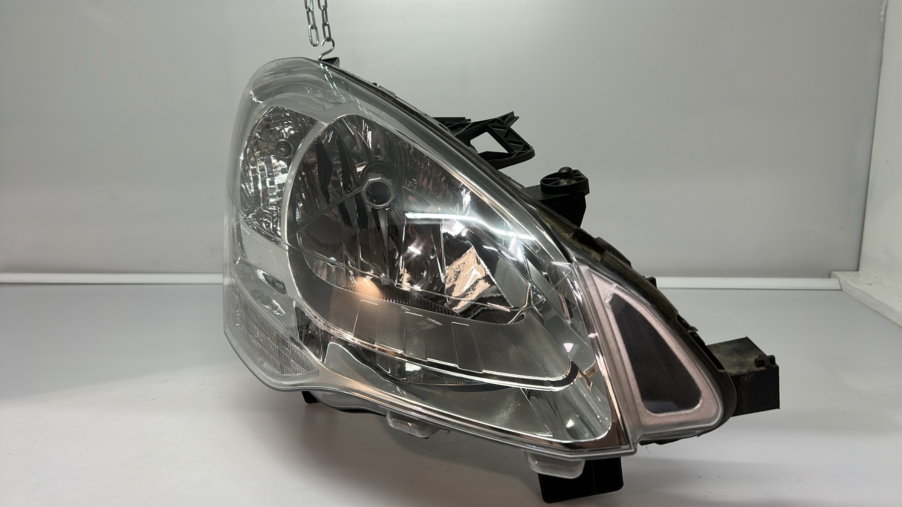 Optique avant principal droit (feux)(phare) peugeot partner 2 phase 3