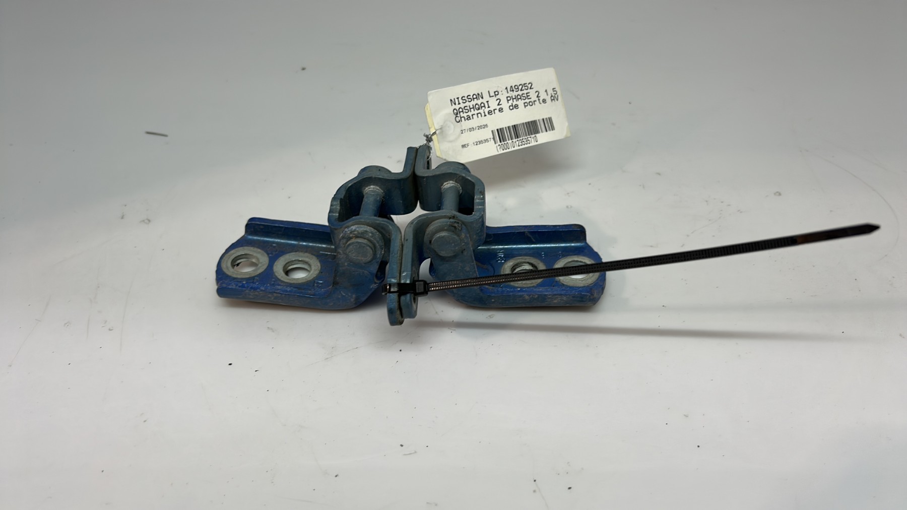 Charniere de porte avant droit nissan qashqai 2 phase 2