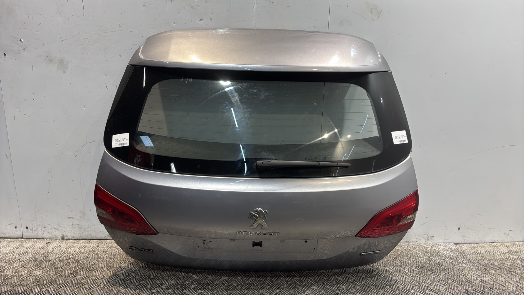 Malle/Hayon arriere peugeot 308 2 sw phase 1 break