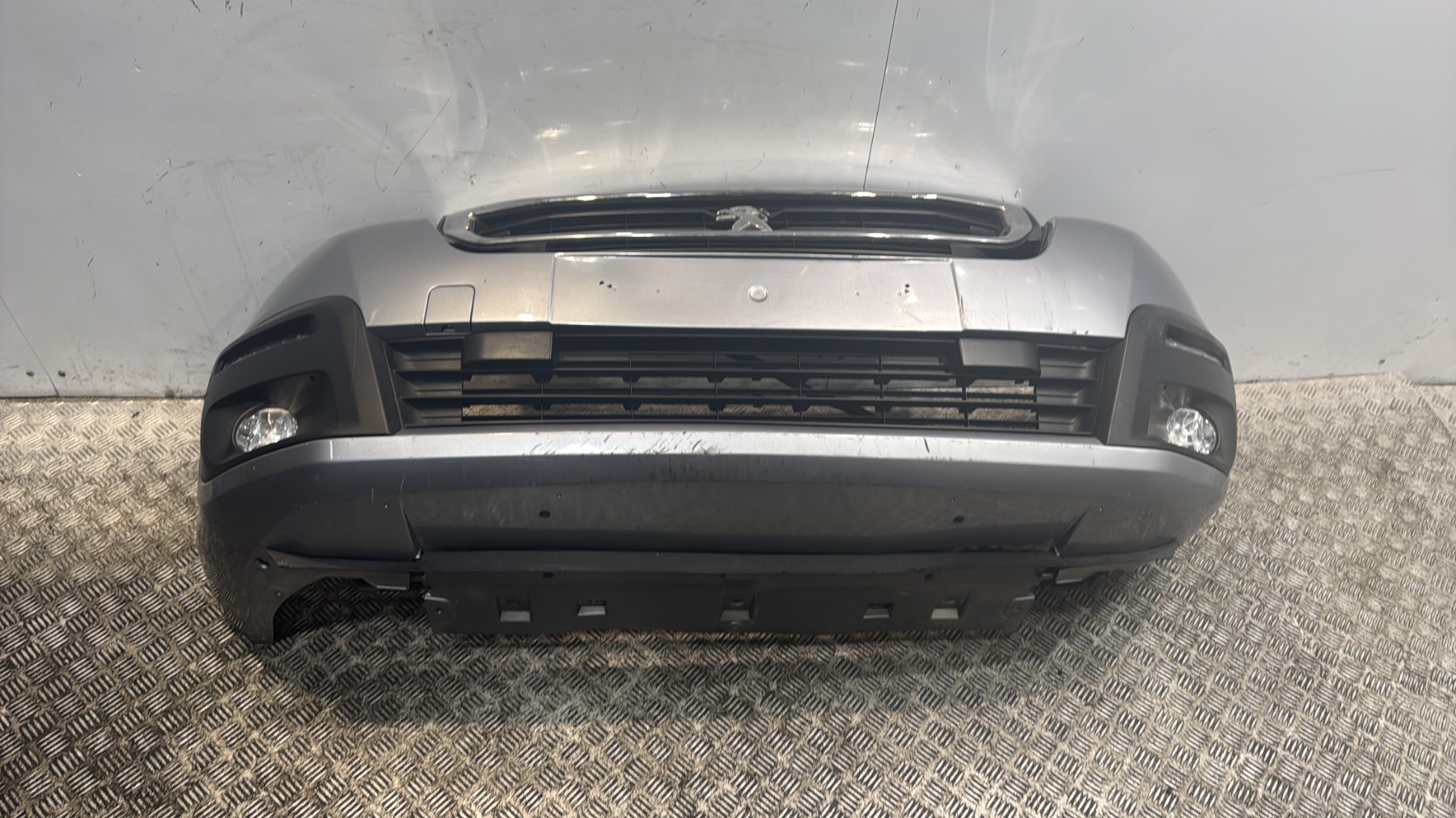 Pare choc avant peugeot partner 2 phase 3
