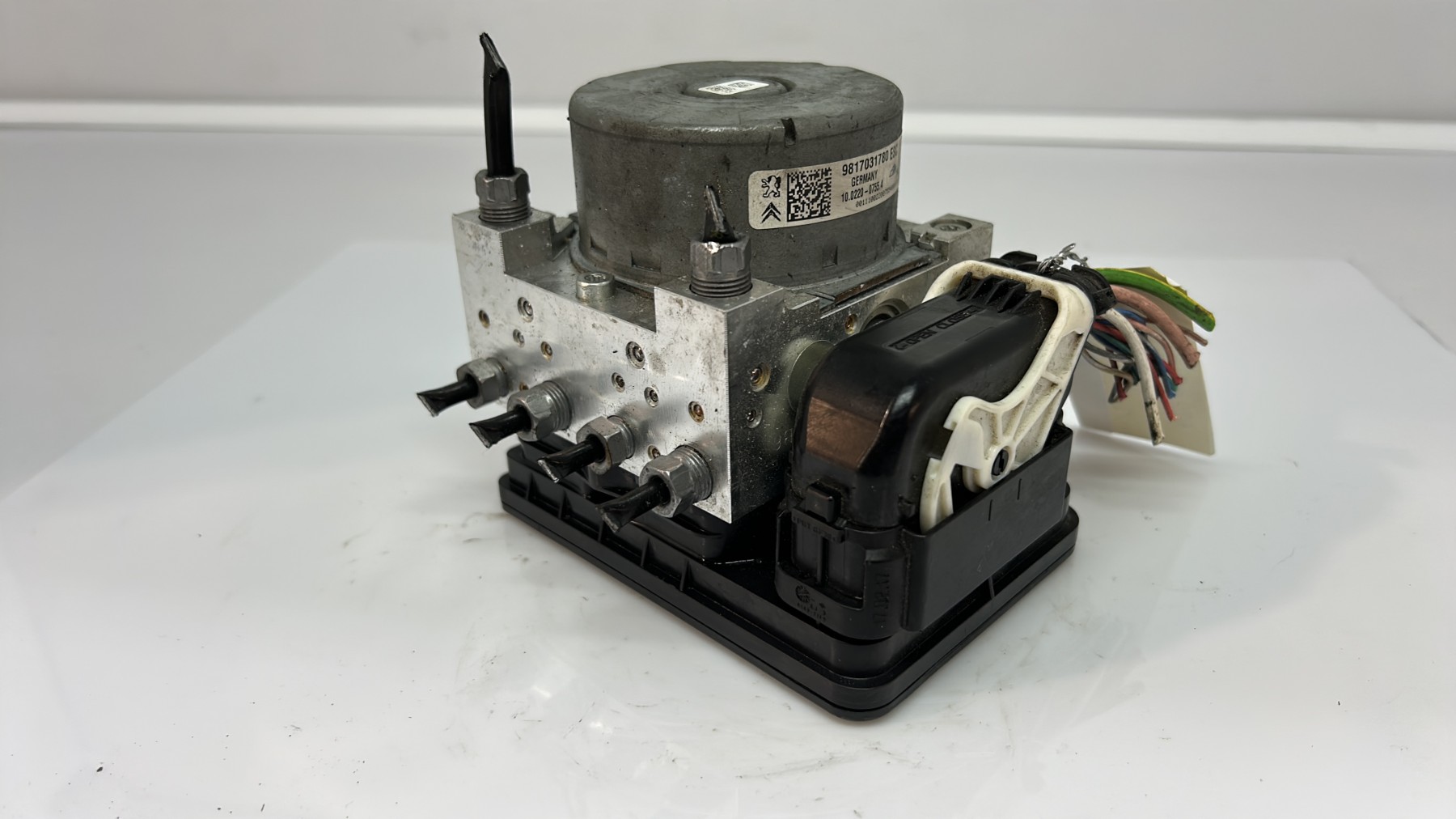 Bloc ABS (freins anti-blocage) peugeot 208 1 phase 2