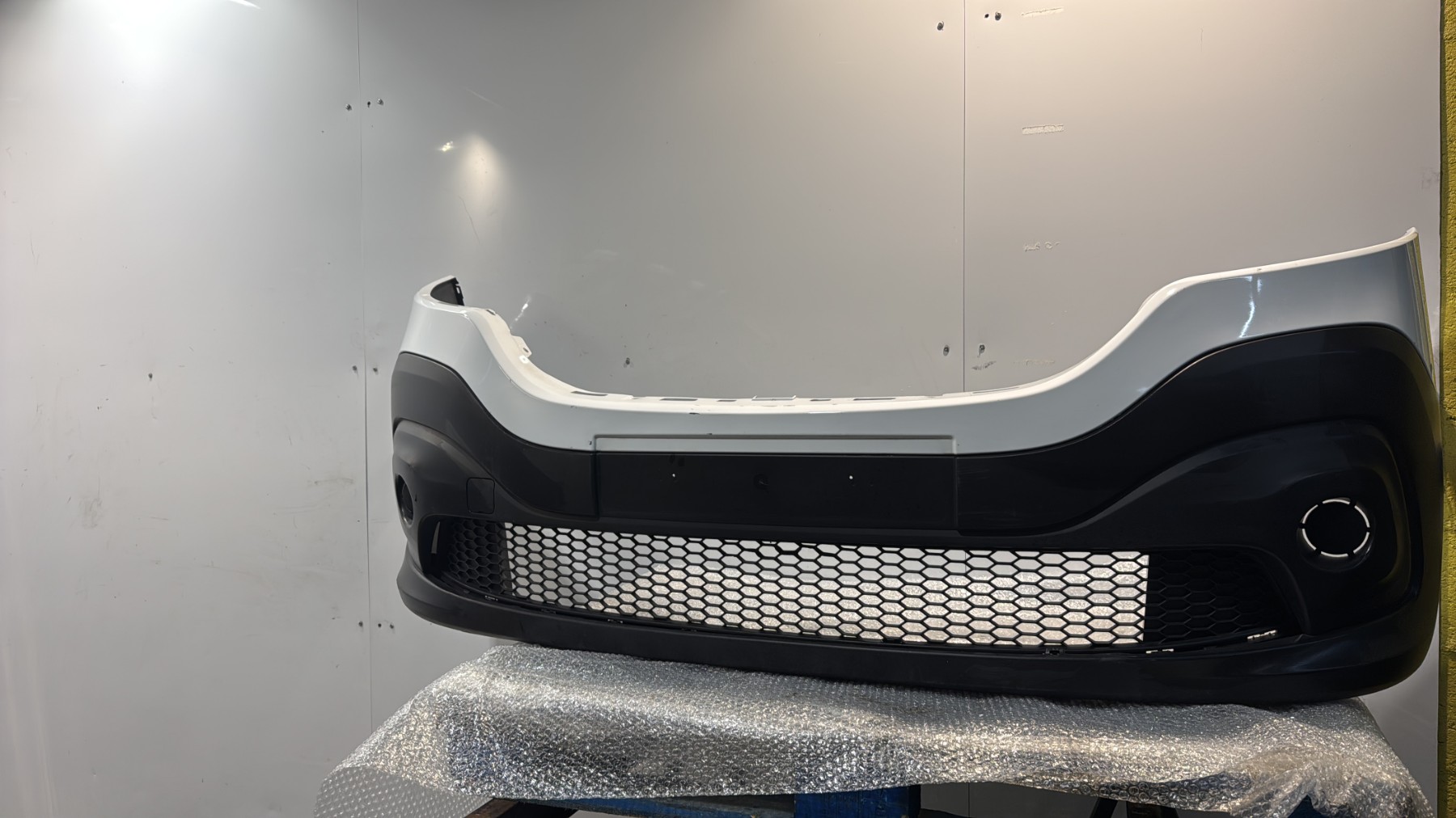 Pare choc avant renault trafic 3 court phase 1