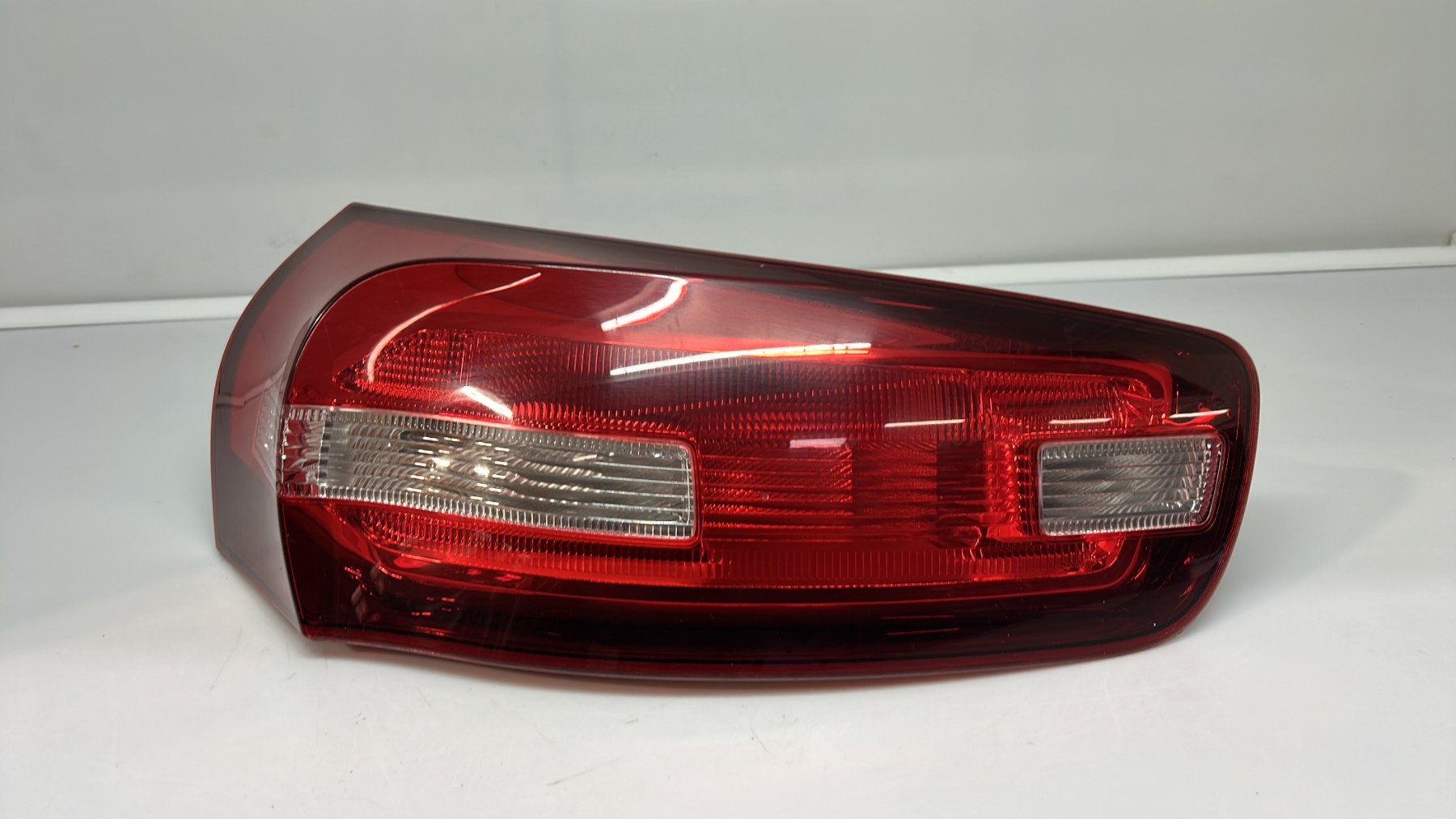 Feu arriere principal gauche (feux) citroen c4 picasso 2 phase 2