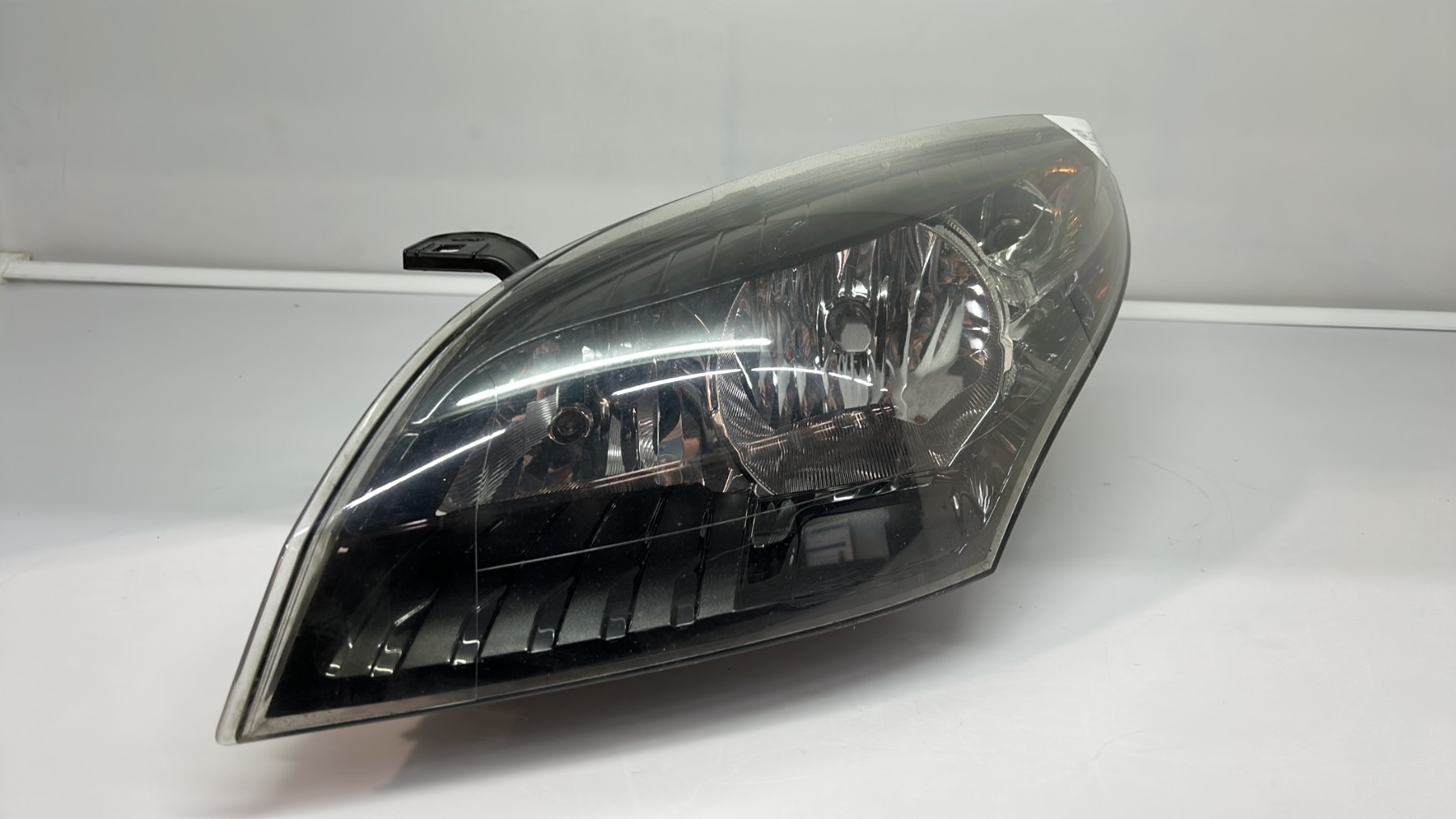 Optique avant principal gauche (feux)(phare) renault megane 3 phase 1